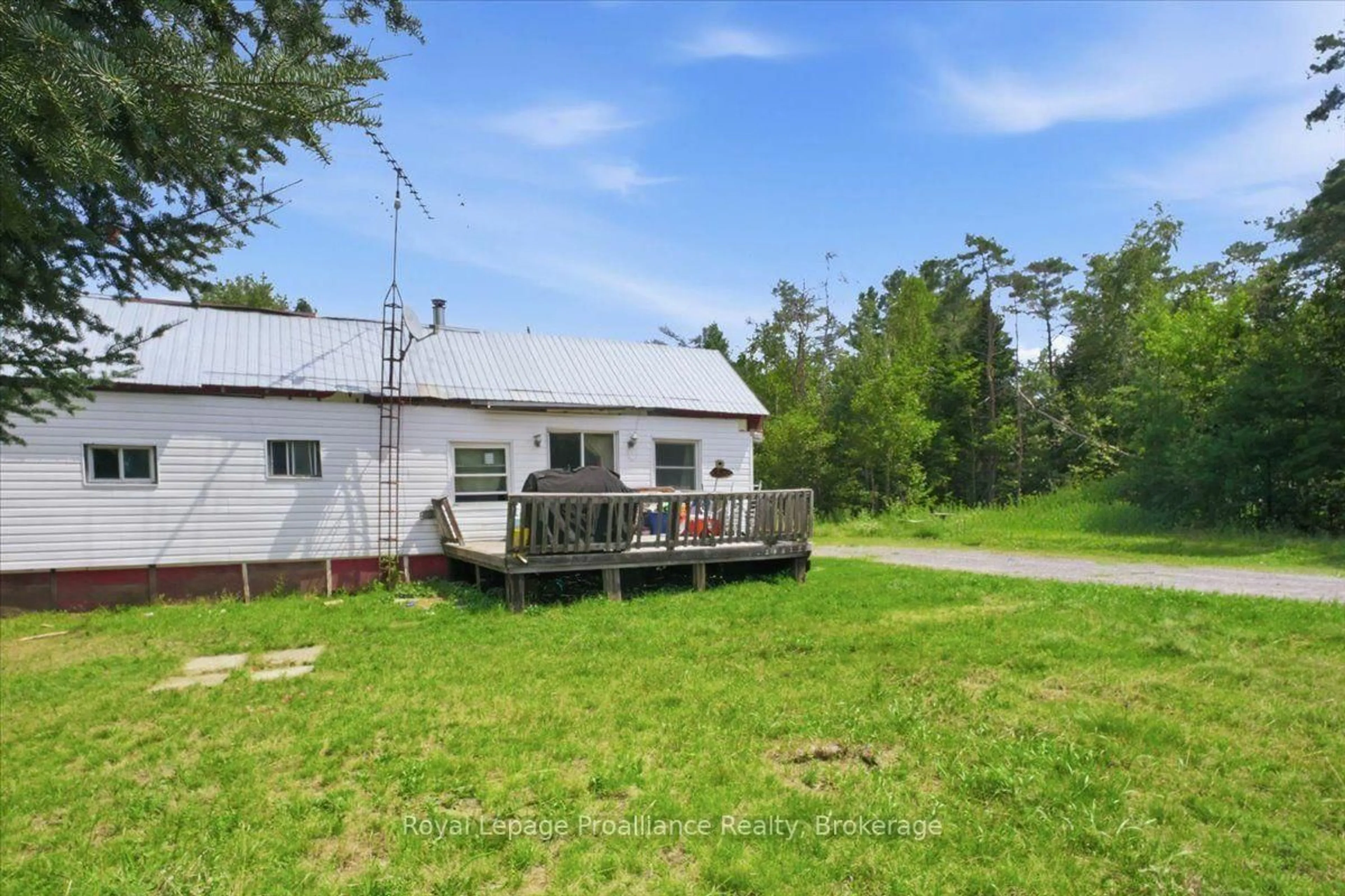 A pic from outside/outdoor area/front of a property/back of a property/a pic from drone, building for 27 Hartin Rd, Addington Highlands Ontario K0H 2G0
