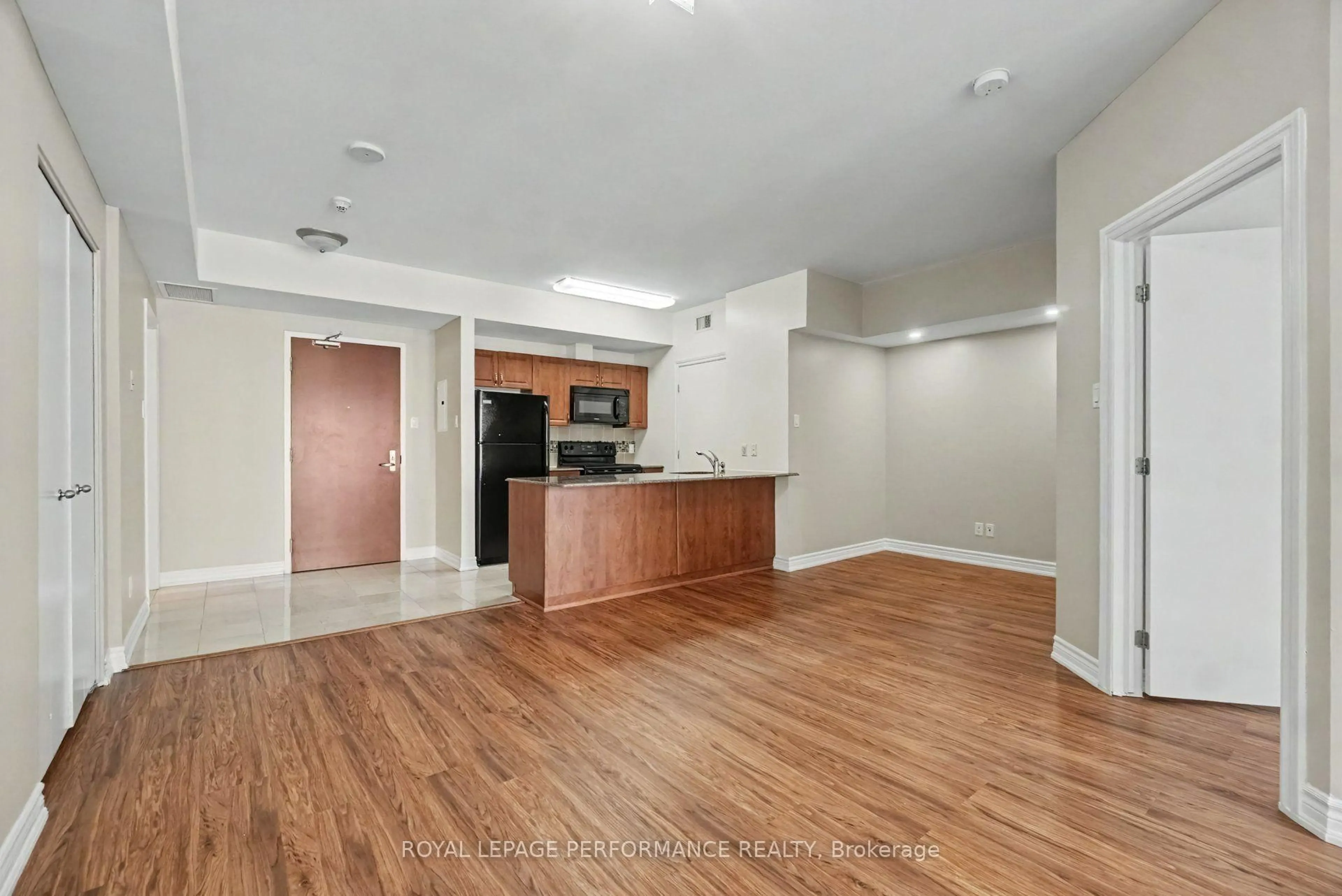 Unknown for 234 Rideau St #2205, Ottawa Ontario K1N 0A9