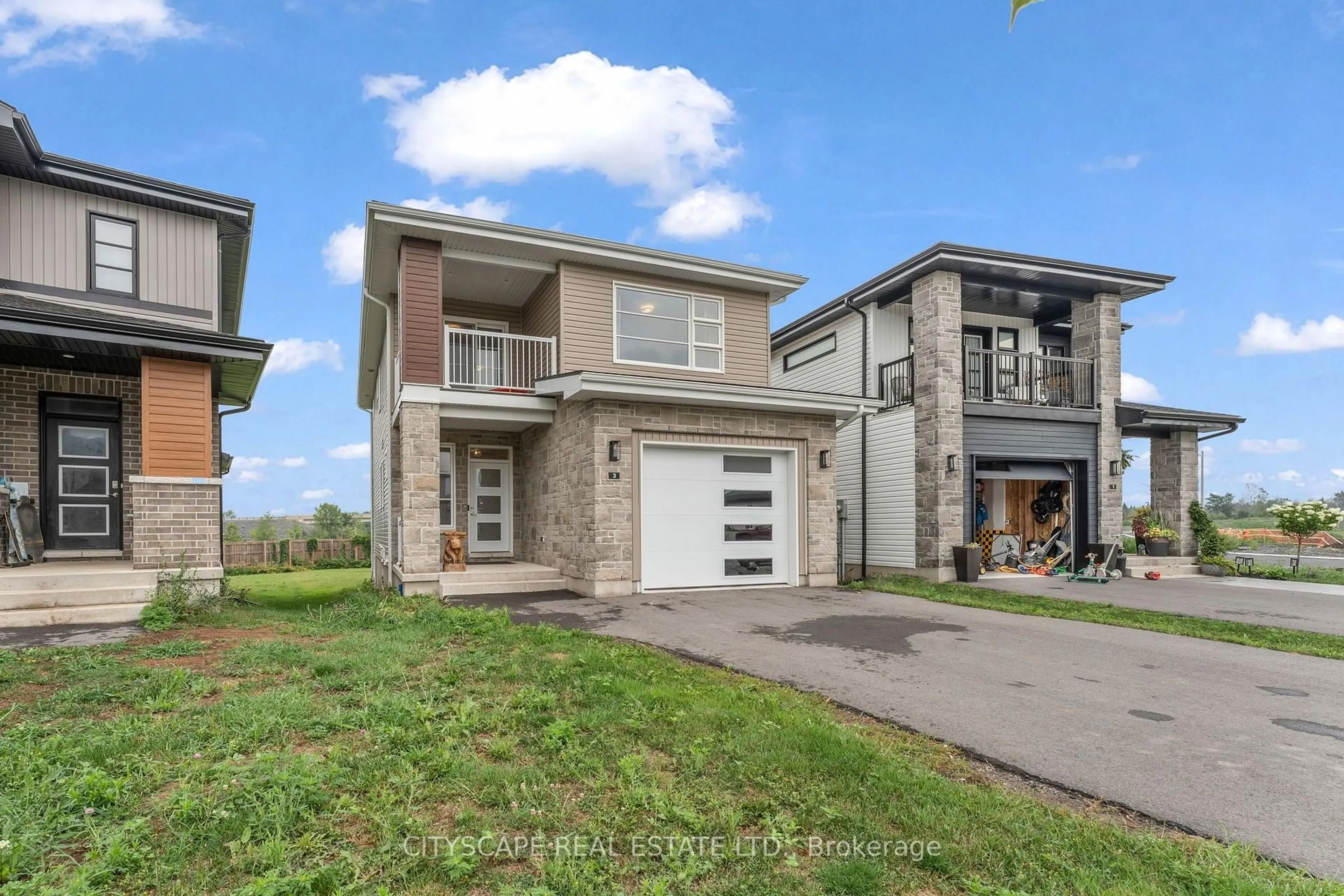Home with brick exterior material, street for 3 Erie Crt, Loyalist Ontario K7N 0E3