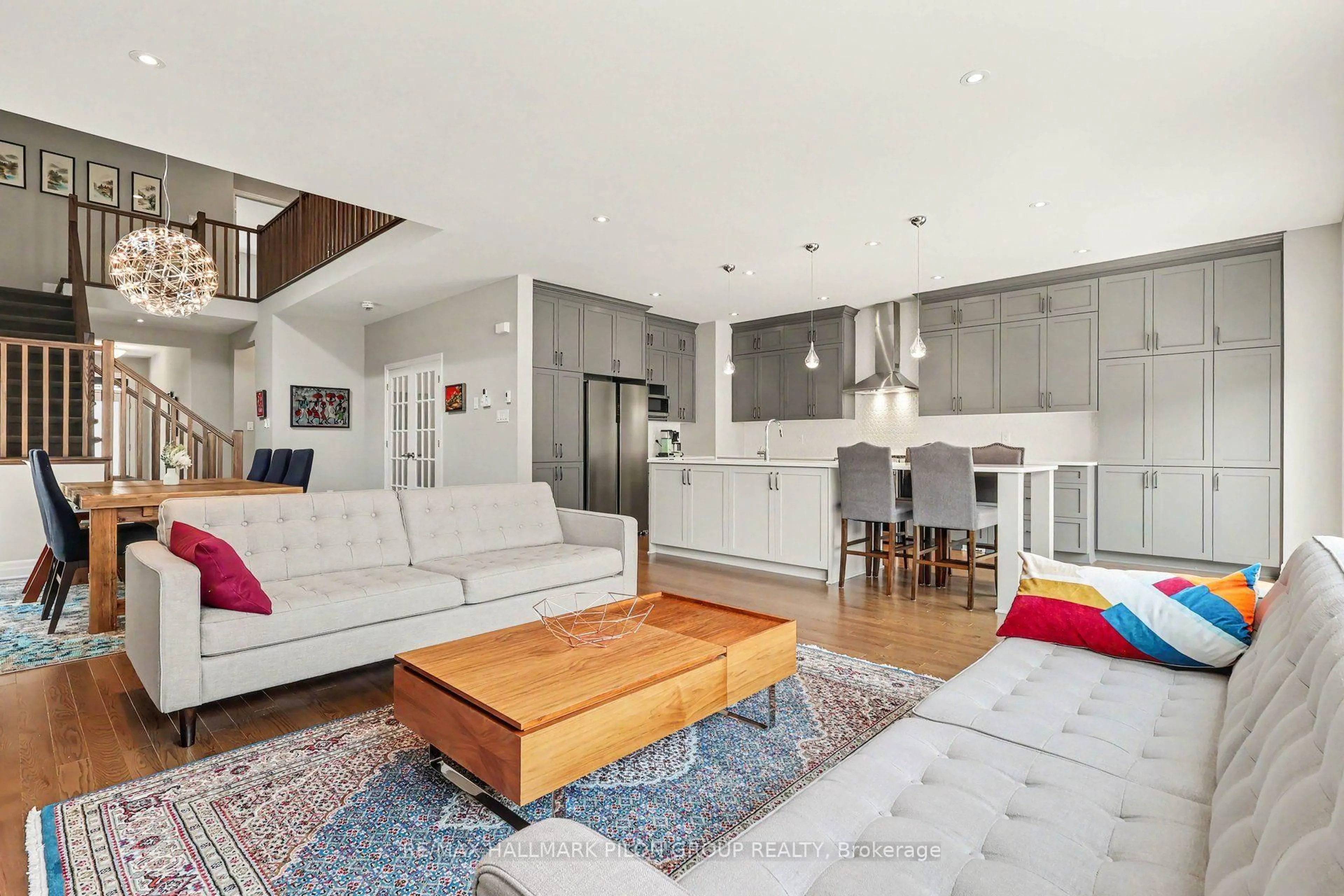 Open concept kitchen, unknown for 260 Shinleaf Cres, Ottawa Ontario K1W 0J2