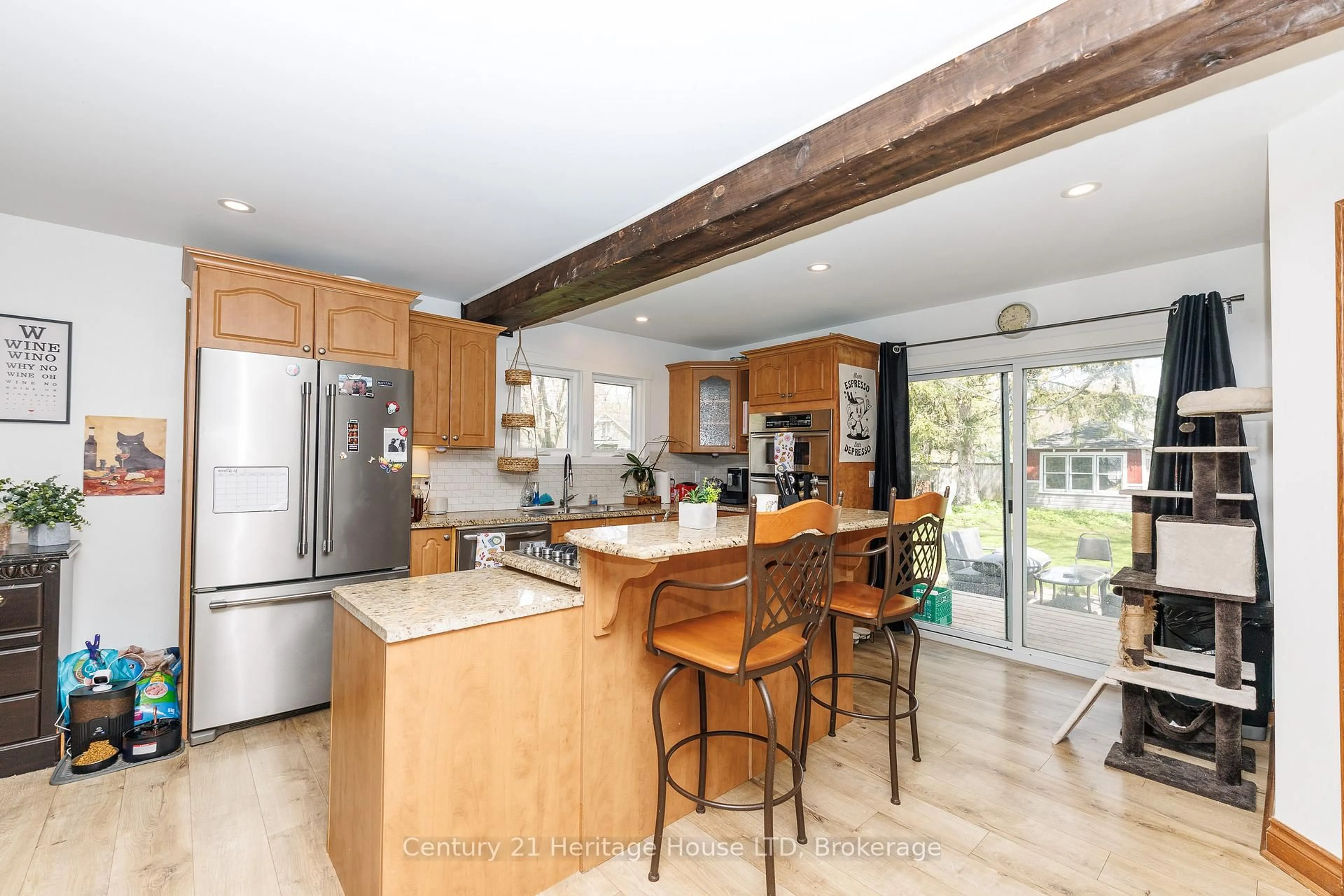 Open concept kitchen, unknown for 3054 Thunder Bay Rd, Fort Erie Ontario L0S 1N0