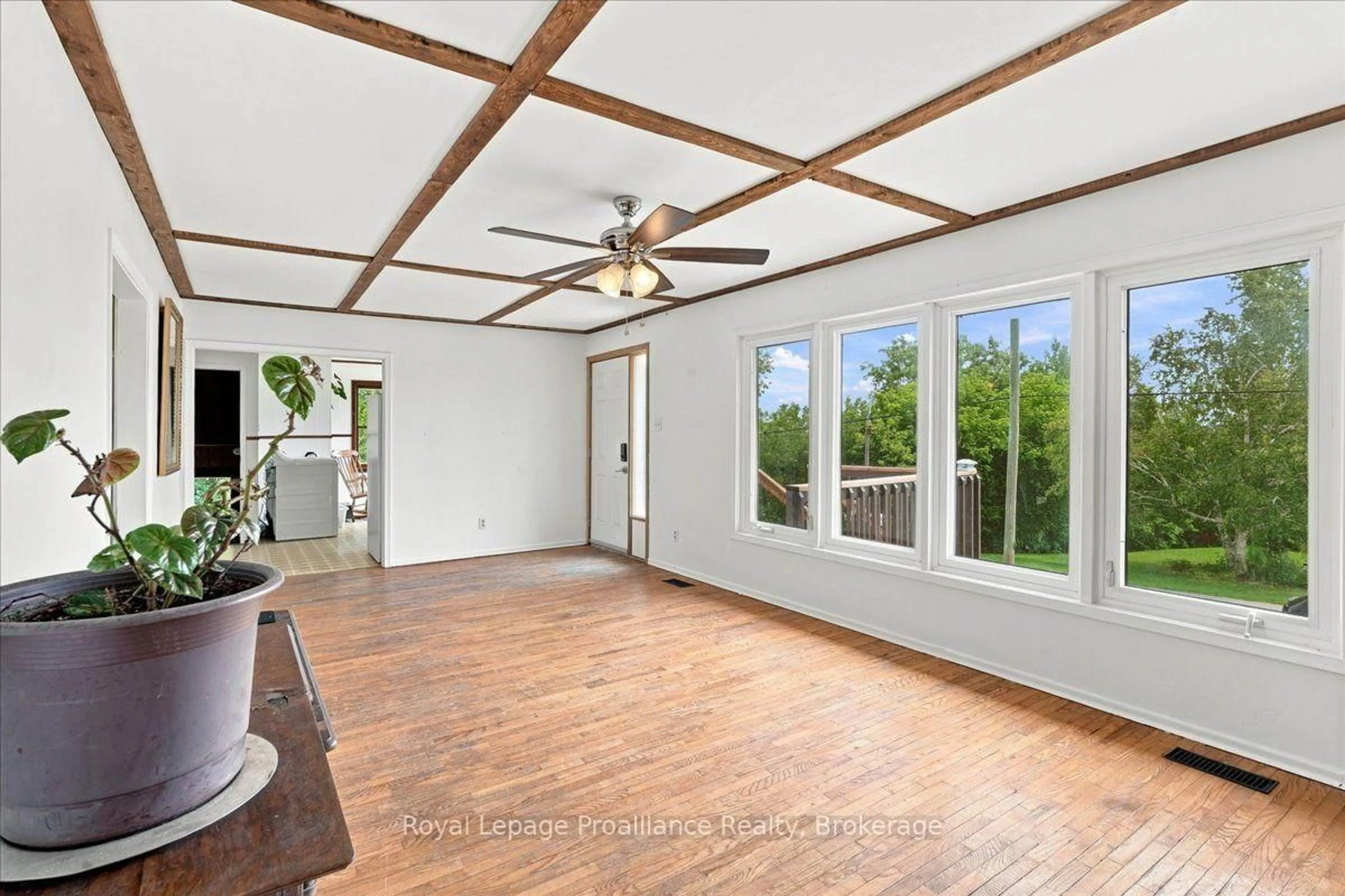 A pic of a room for 1080 Smith St, Brighton Ontario K0K 1H0
