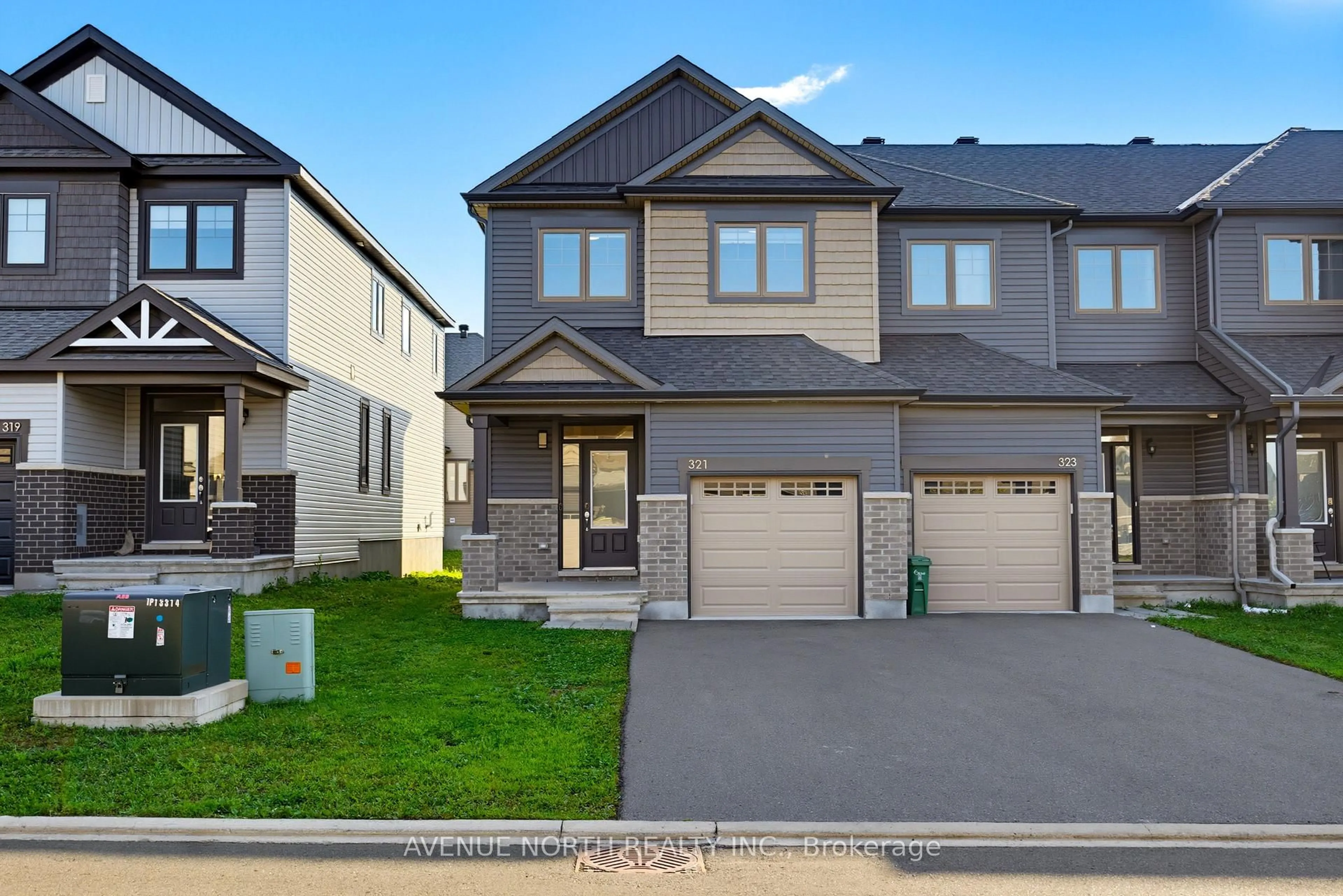Unknown for 321 Grackle St, Ottawa Ontario K1X 0G6
