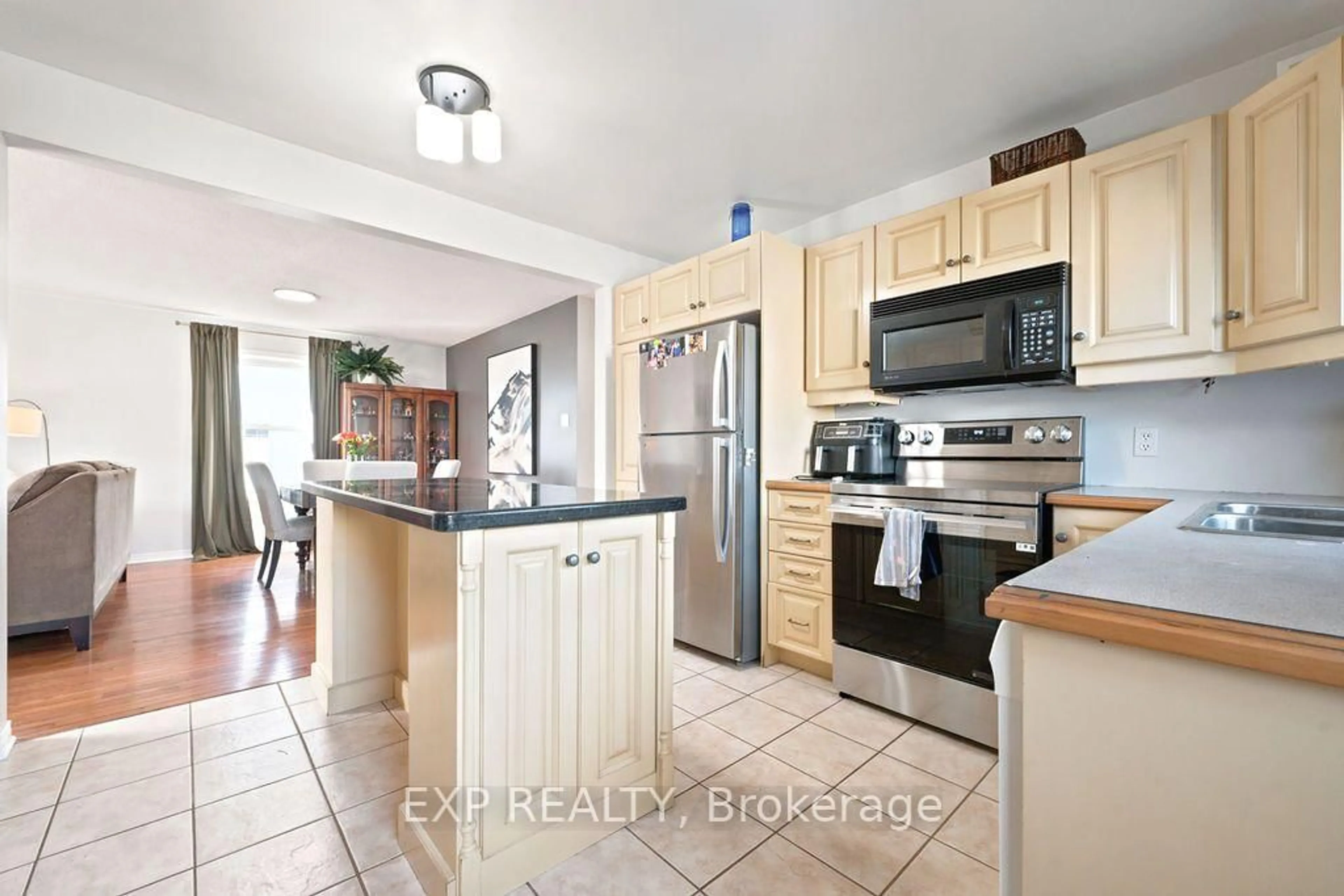 Open concept kitchen, ceramic/tile floor for 468 Gillan Rd, Renfrew Ontario K7V 4L3