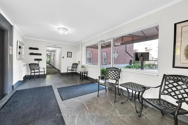 9 Grant Blvd #107, Hamilton 4