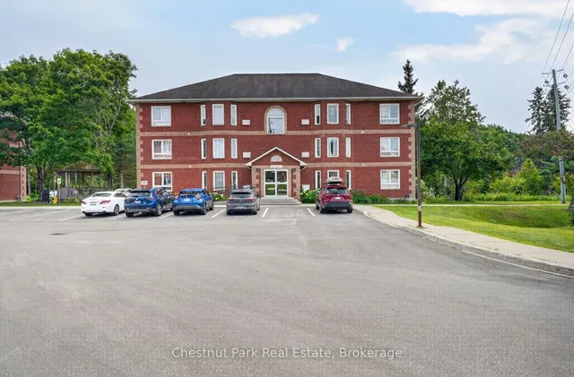 661 Cedar Lane #202C, Bracebridge 3
