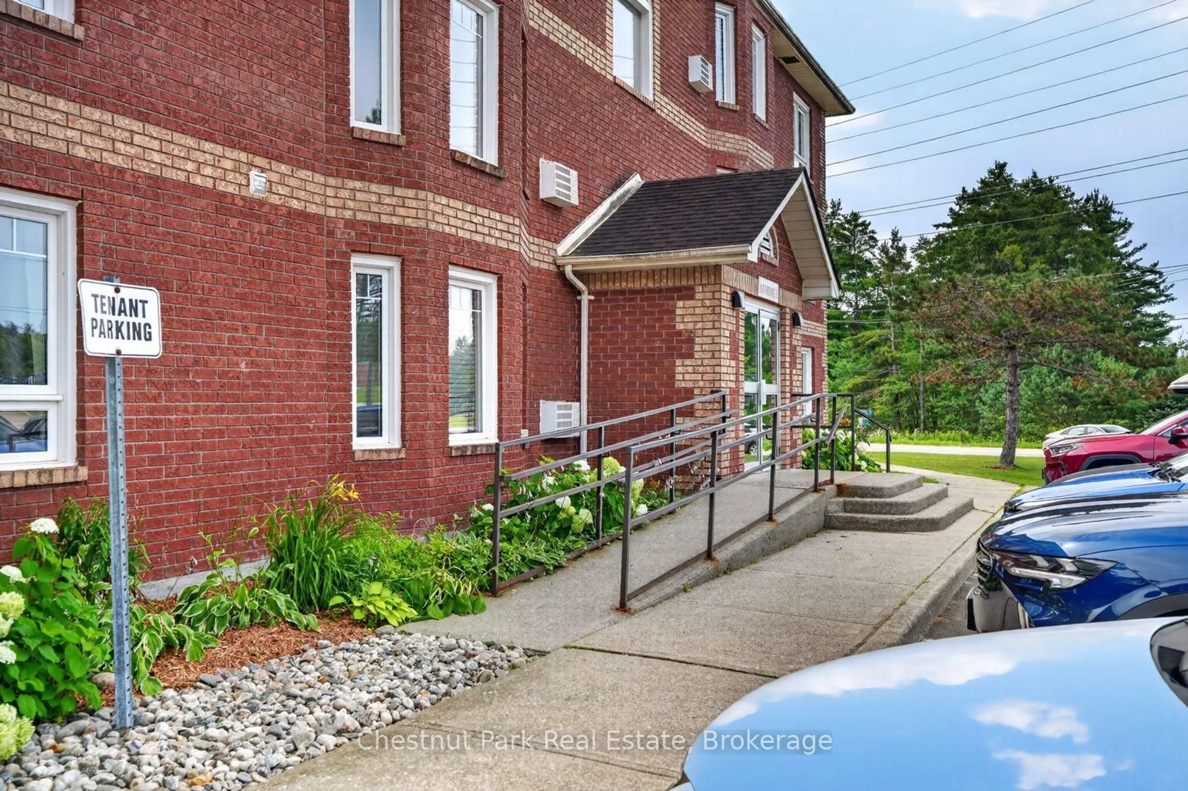 Home with brick exterior material, street for 661 Cedar Lane #202C, Bracebridge Ontario P1L 1N9