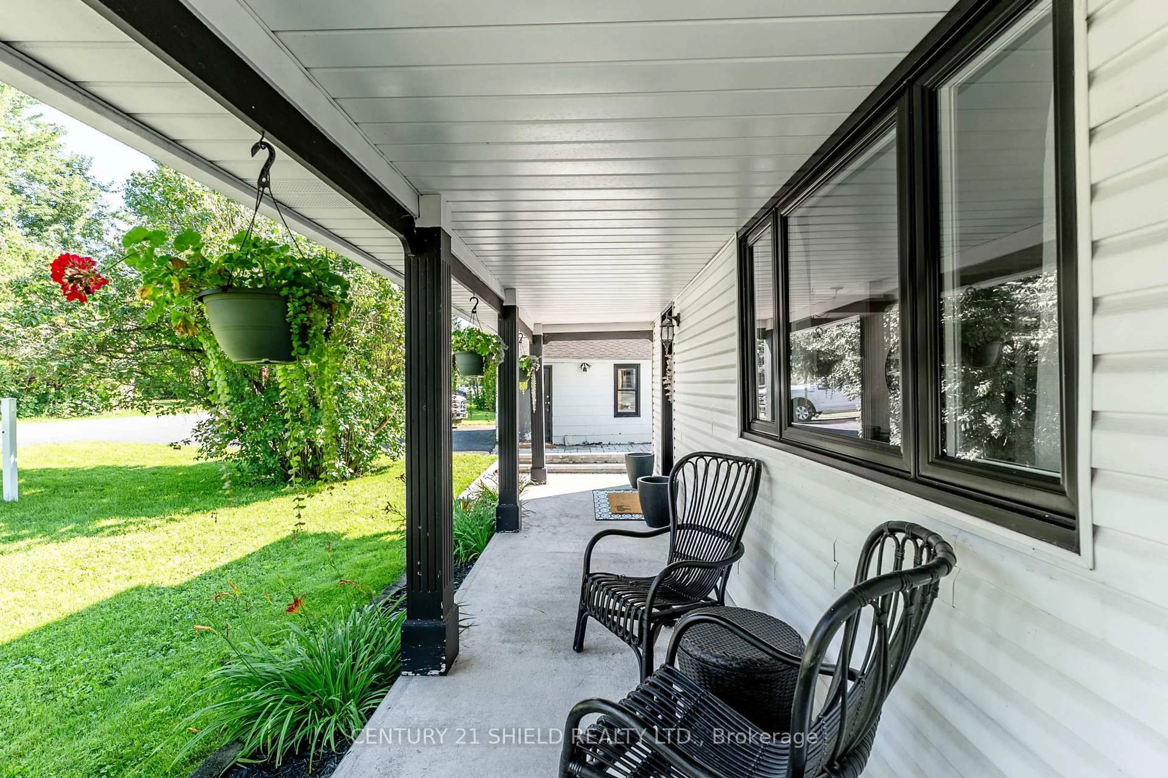 Patio, street for 17648 Island Rd, South Stormont Ontario K0C 1S0