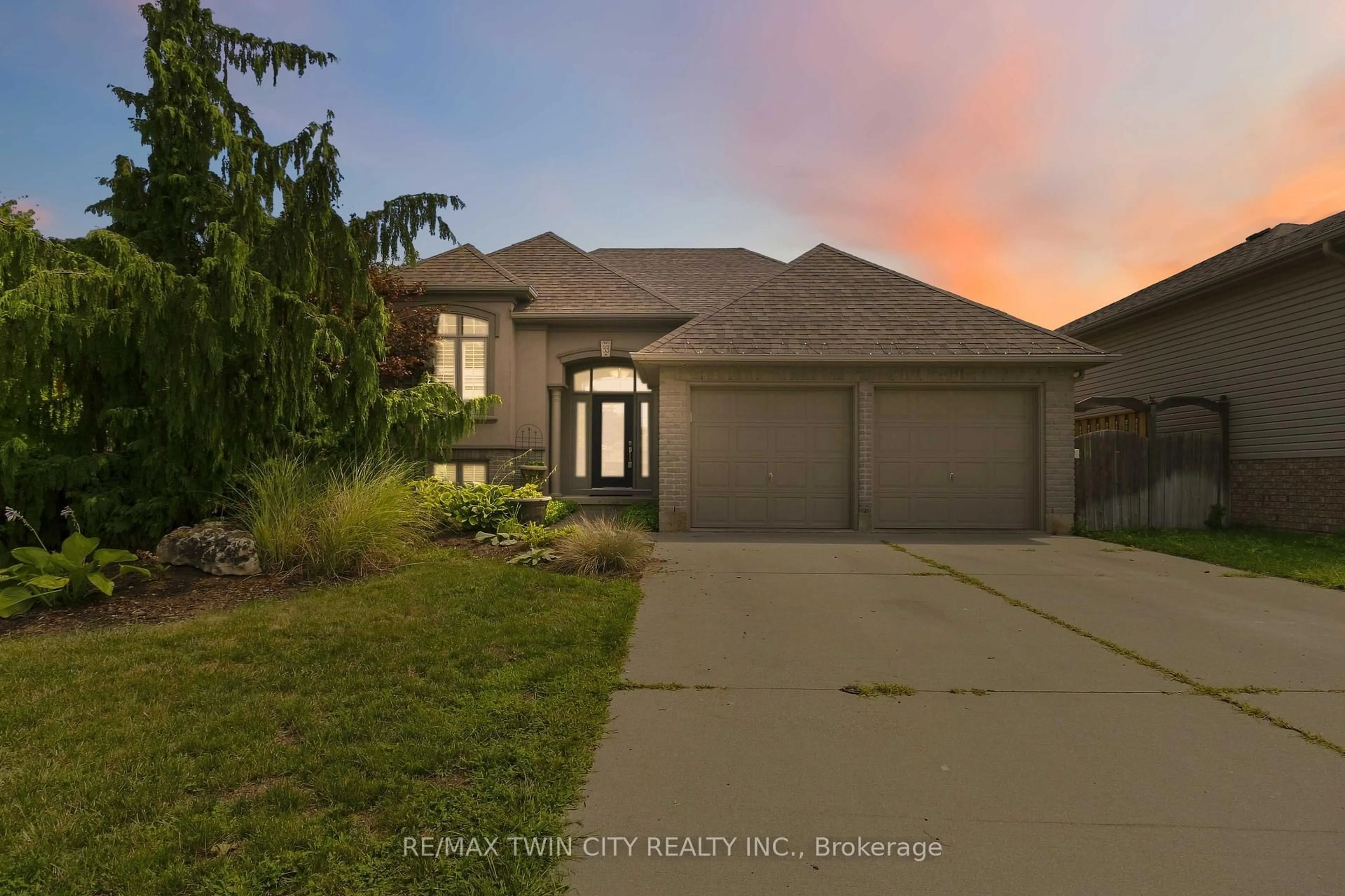 Unknown for 33 Stratford Terr, Brantford Ontario N3T 6P6