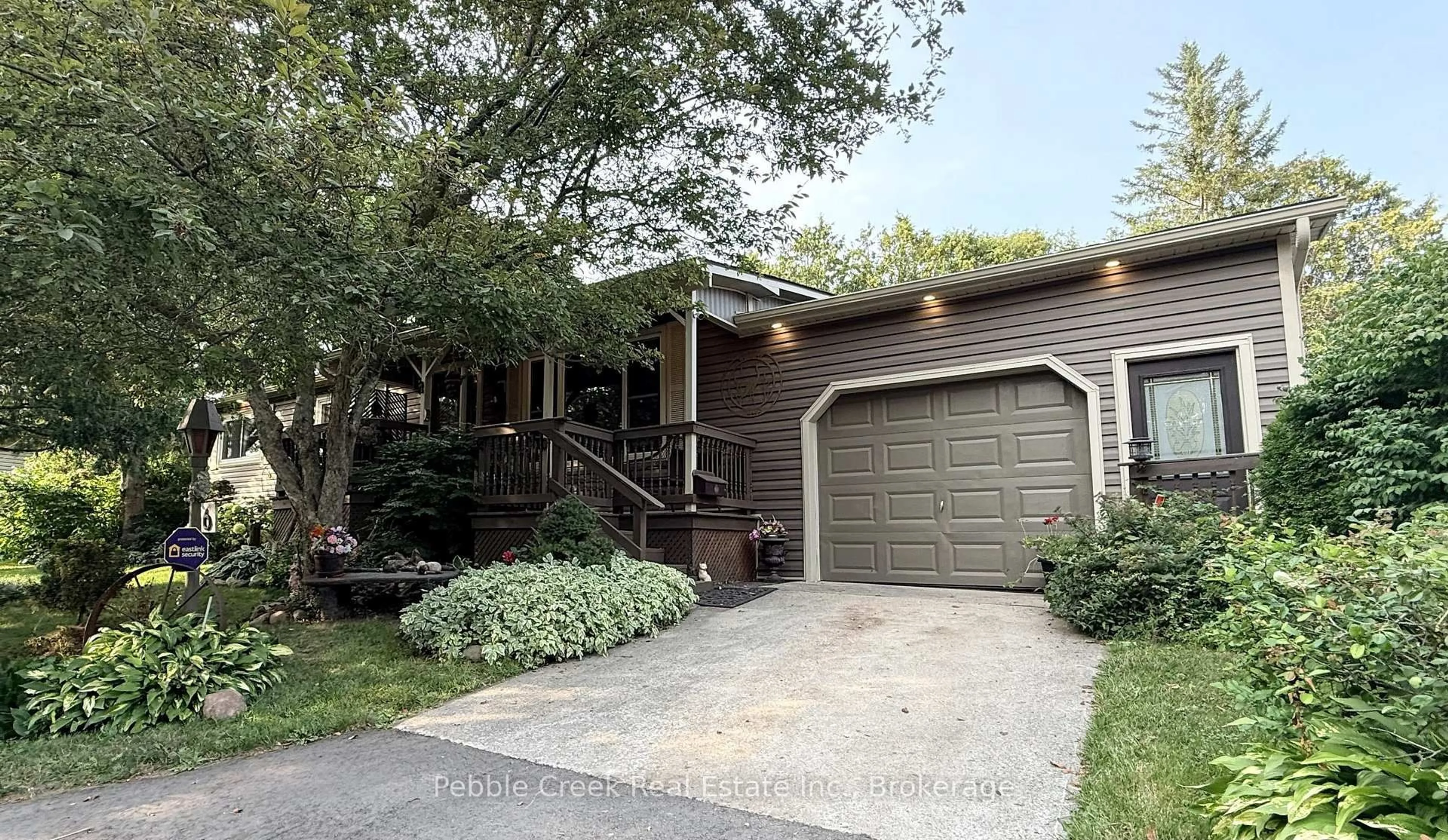 Home with vinyl exterior material, street for 6 Garden Rd, Ashfield-Colborne-Wawanosh Ontario N7A 3Y3