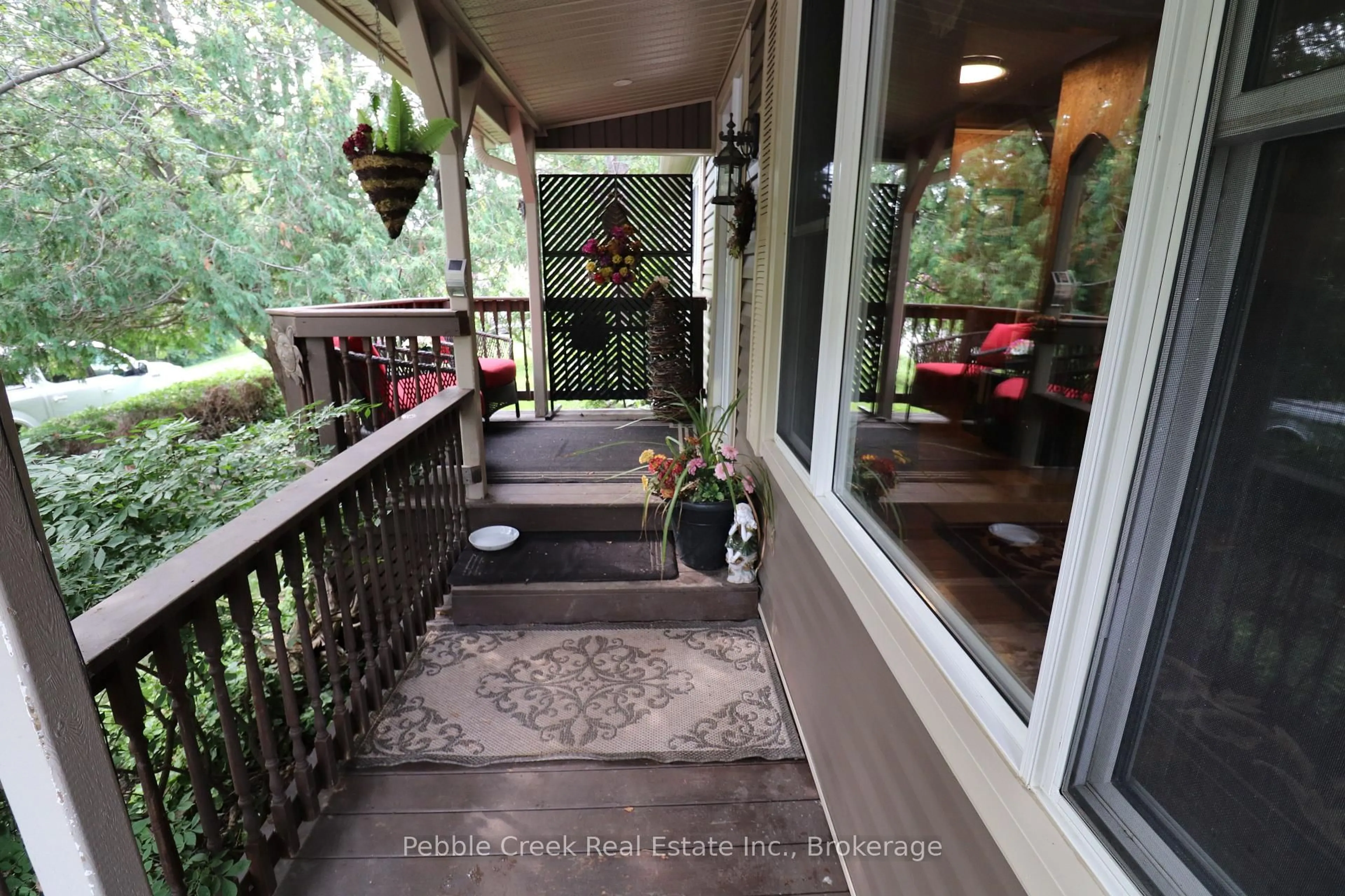 Patio, unknown for 6 Garden Rd, Ashfield-Colborne-Wawanosh Ontario N7A 3Y3