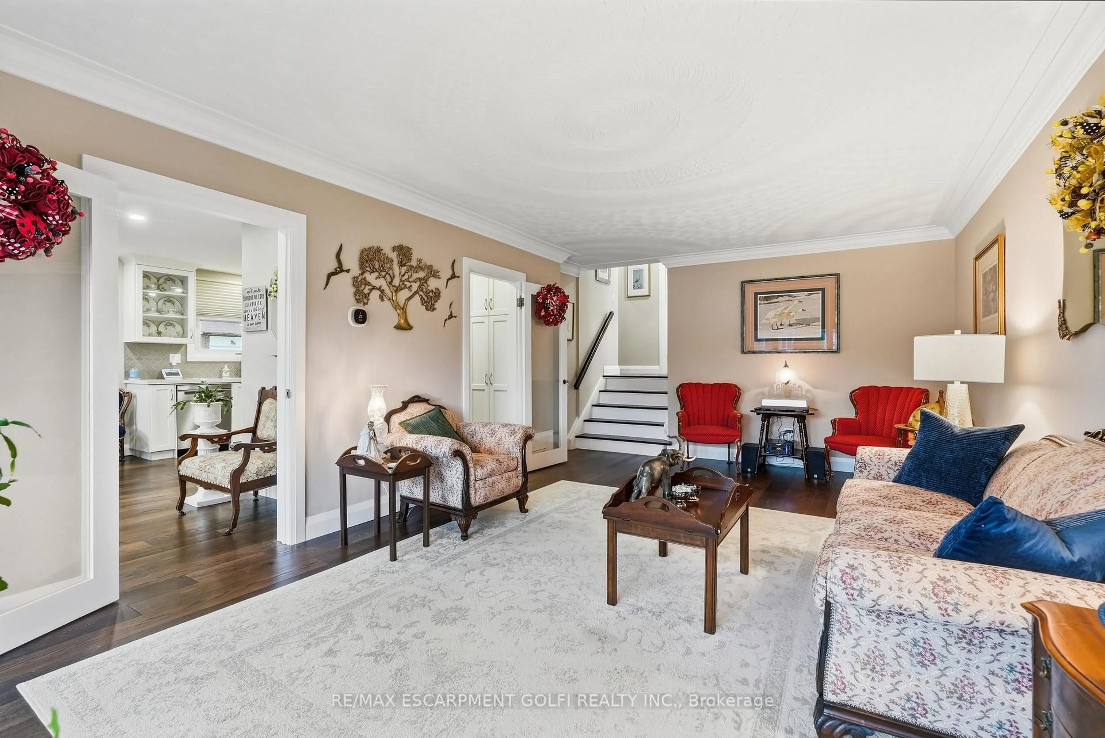 Living room with furniture, unknown for 58 Moxley Dr, Hamilton Ontario L8T 3Y7