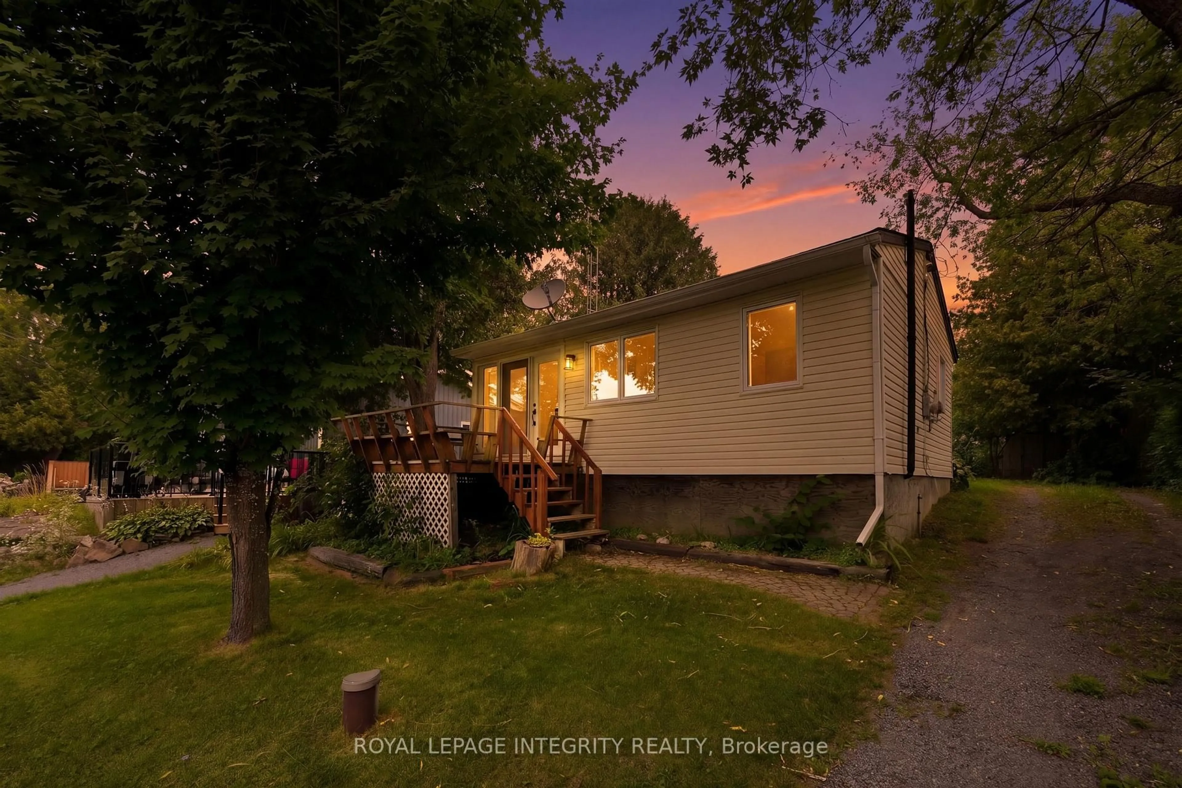 A pic from outside/outdoor area/front of a property/back of a property/a pic from drone, street for 153 Gardiner Shore Rd, Carleton Place Ontario K7C 3P2