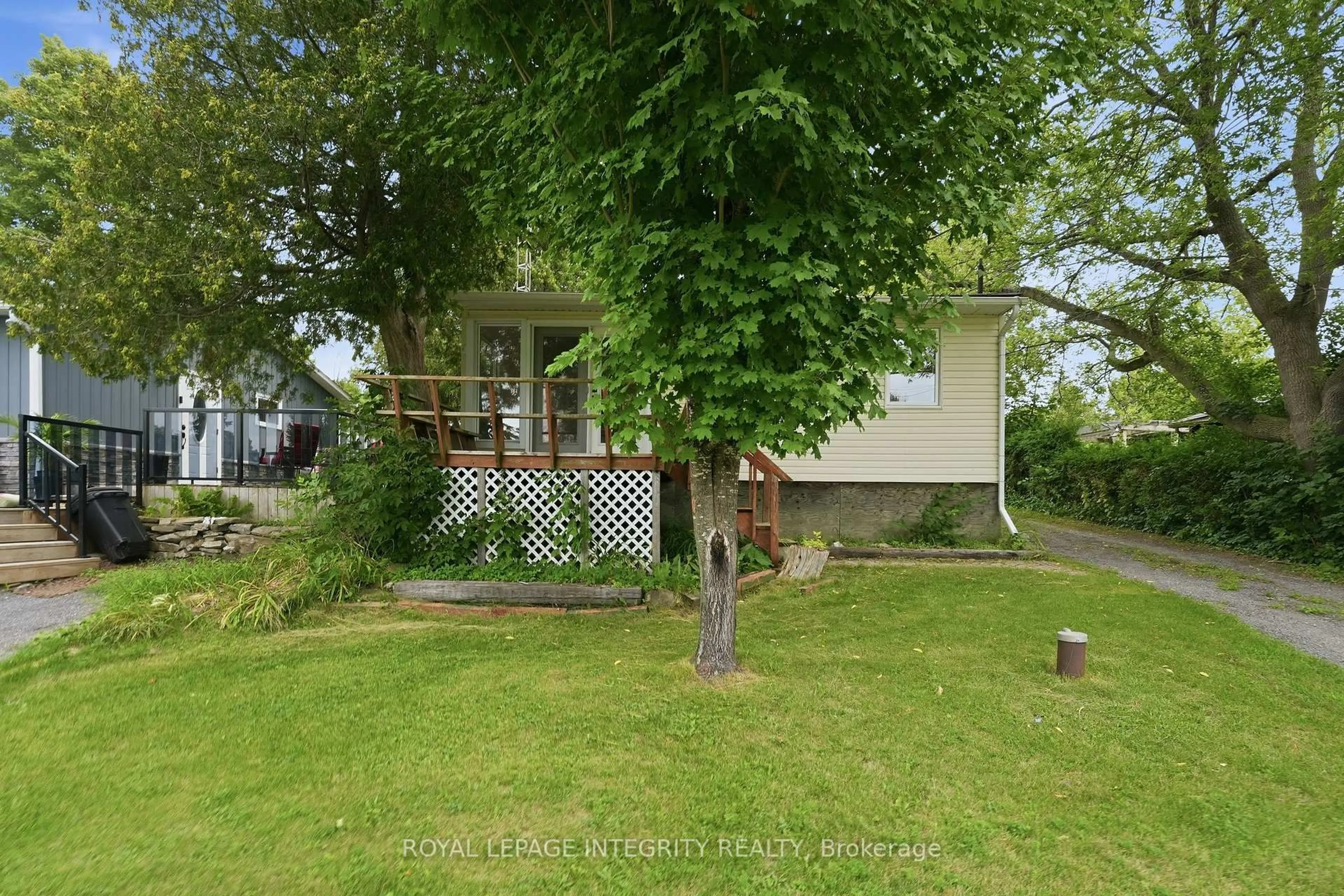 A pic from outside/outdoor area/front of a property/back of a property/a pic from drone, street for 153 Gardiner Shore Rd, Carleton Place Ontario K7C 3P2