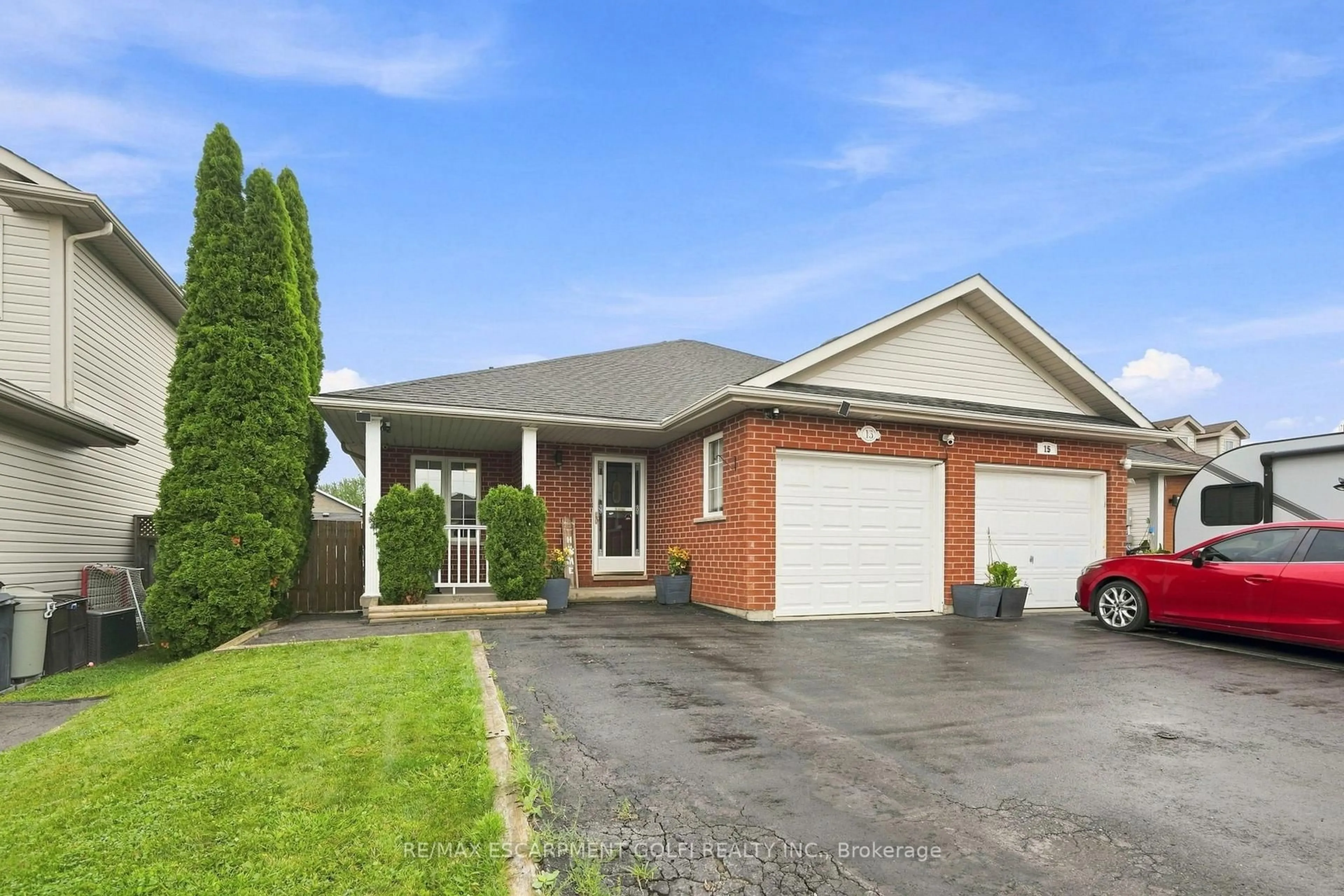 Home with brick exterior material, street for 13 Golden Acres Dr, West Lincoln Ontario L0R 2A0