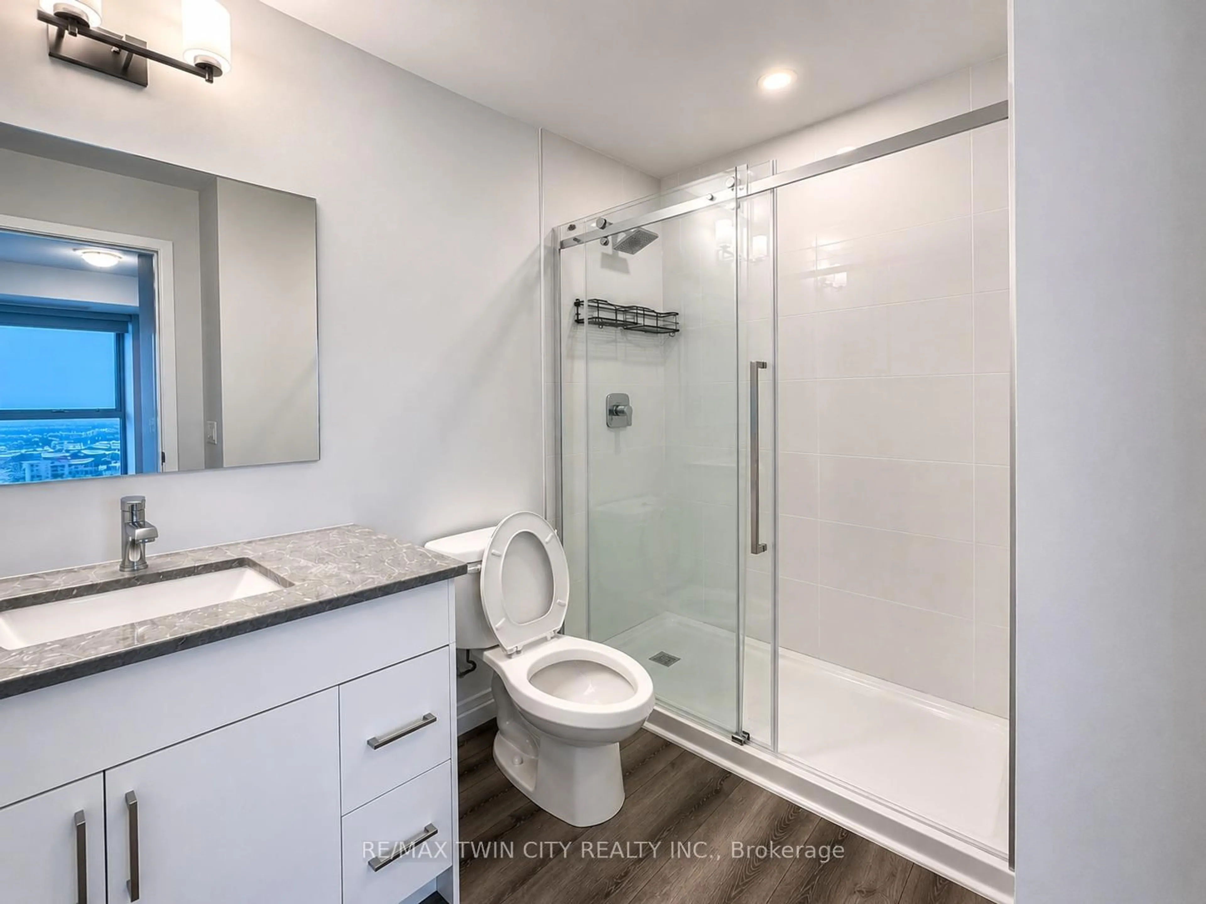 Standard bathroom, ceramic/tile floor for 60 Charles St #1402, Kitchener Ontario N2G 0C9