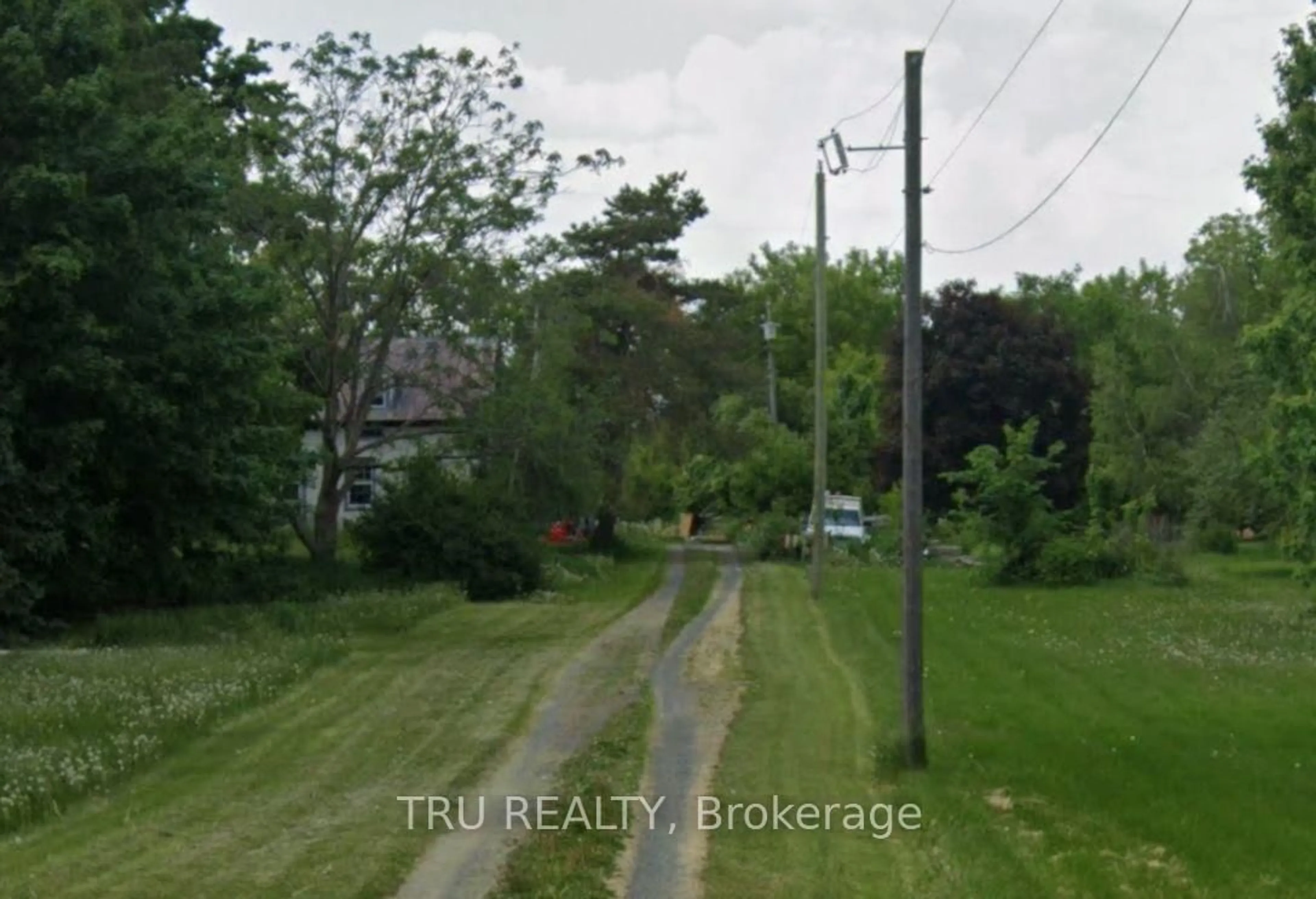 Blurry image for 12013 Hogaboam Rd, North Dundas Ontario K0E 1J0