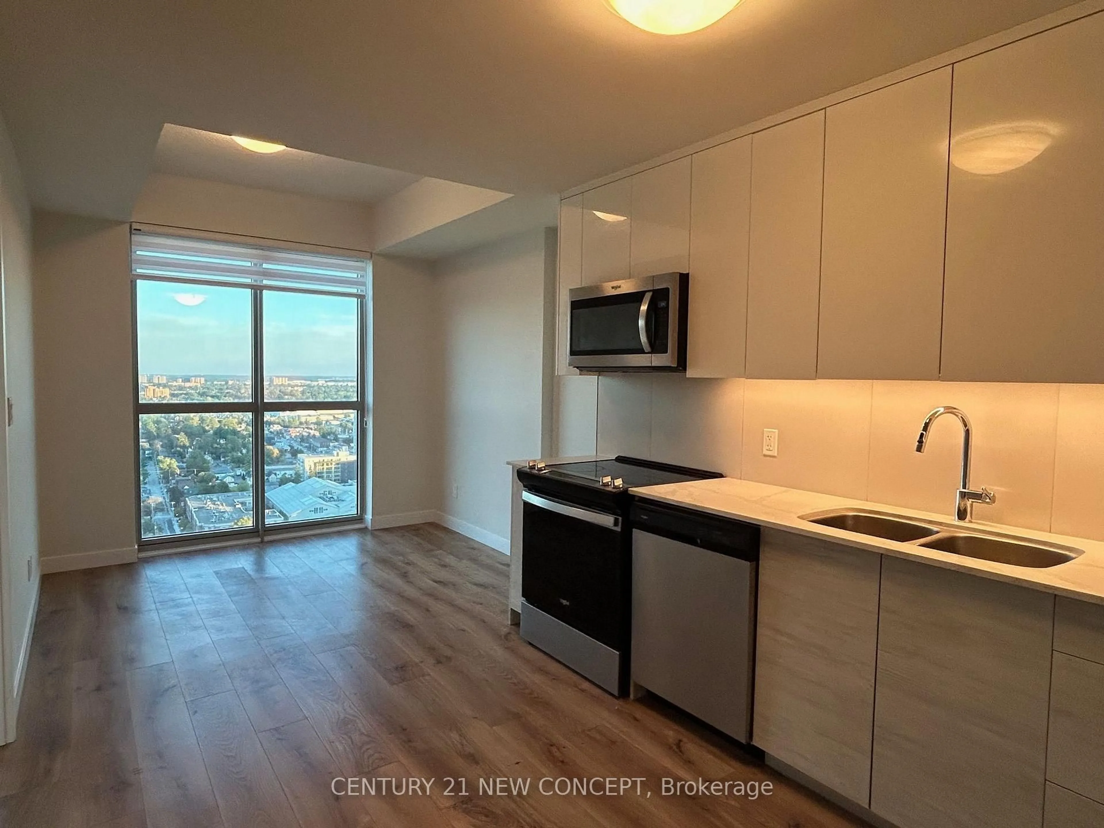 Standard kitchen, unknown for 60 Frederick St #2501, Kitchener Ontario N2H 0C7