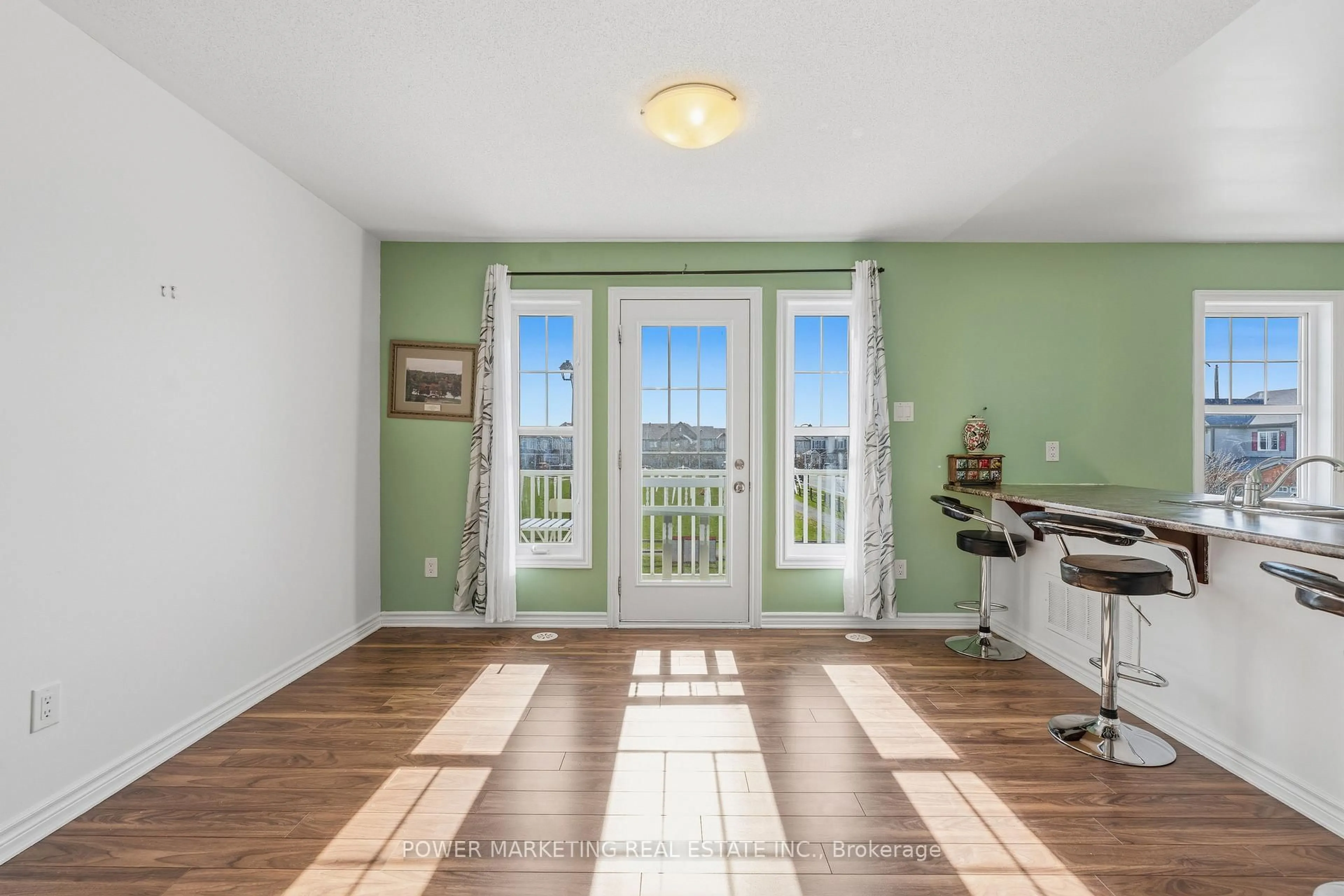 Indoor entryway for 193 SOLEIL Ave, Ottawa Ontario K4A 0V9