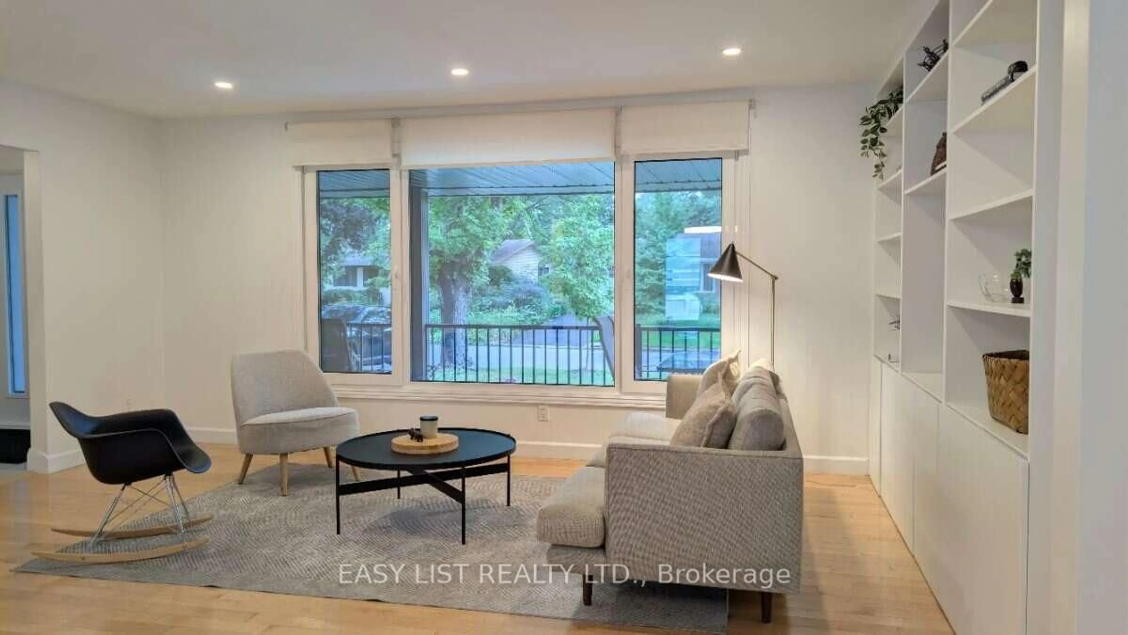 Living room with furniture, unknown for 1895 Savoy Pl, Ottawa Ontario K2C 0W2