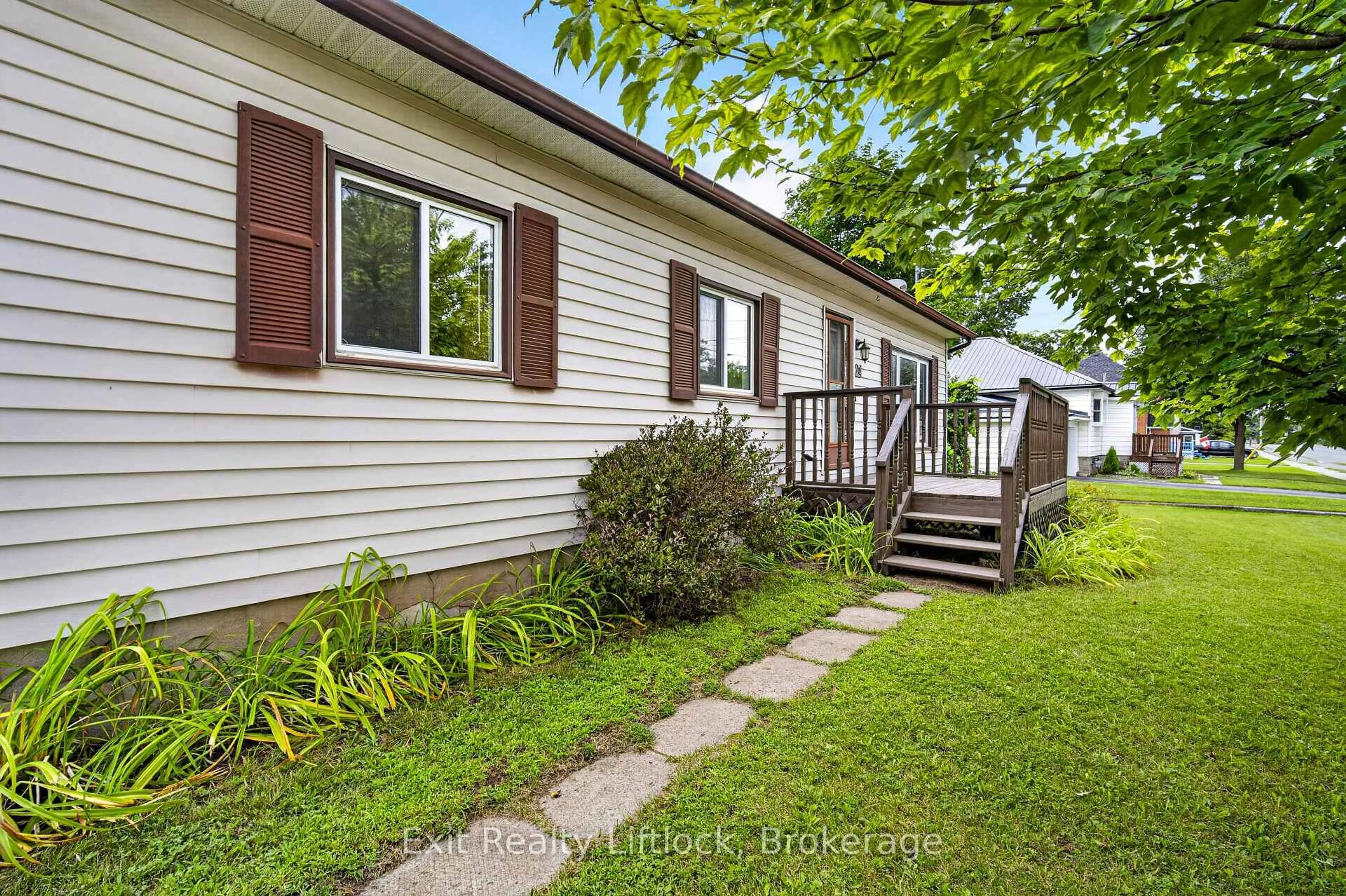 Unknown for 24 King St, Havelock-Belmont-Methuen Ontario K0L 1Z0