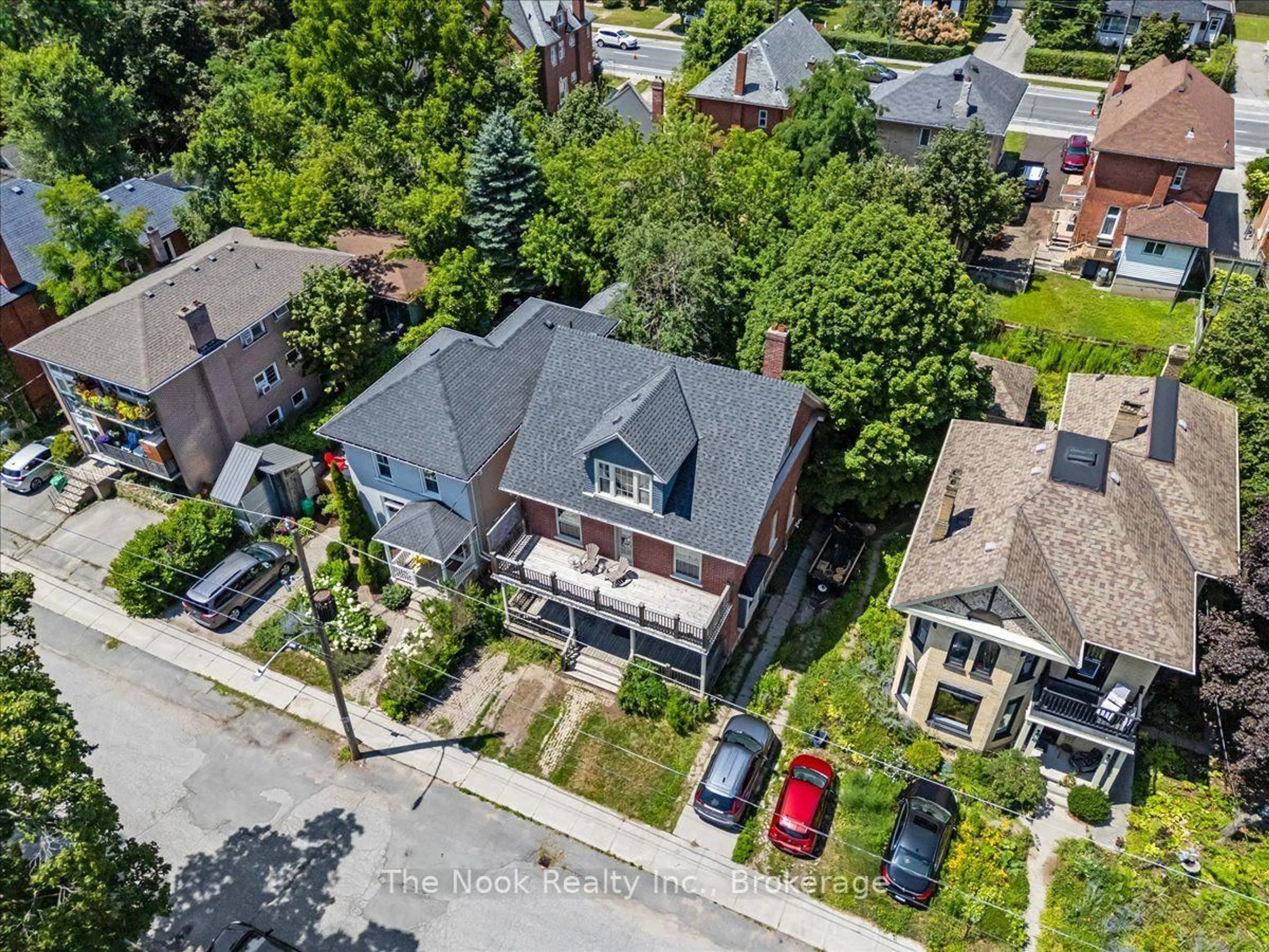 A pic from outside/outdoor area/front of a property/back of a property/a pic from drone, street for 21 Dennistoun Ave, Peterborough Ontario K9H 5P8