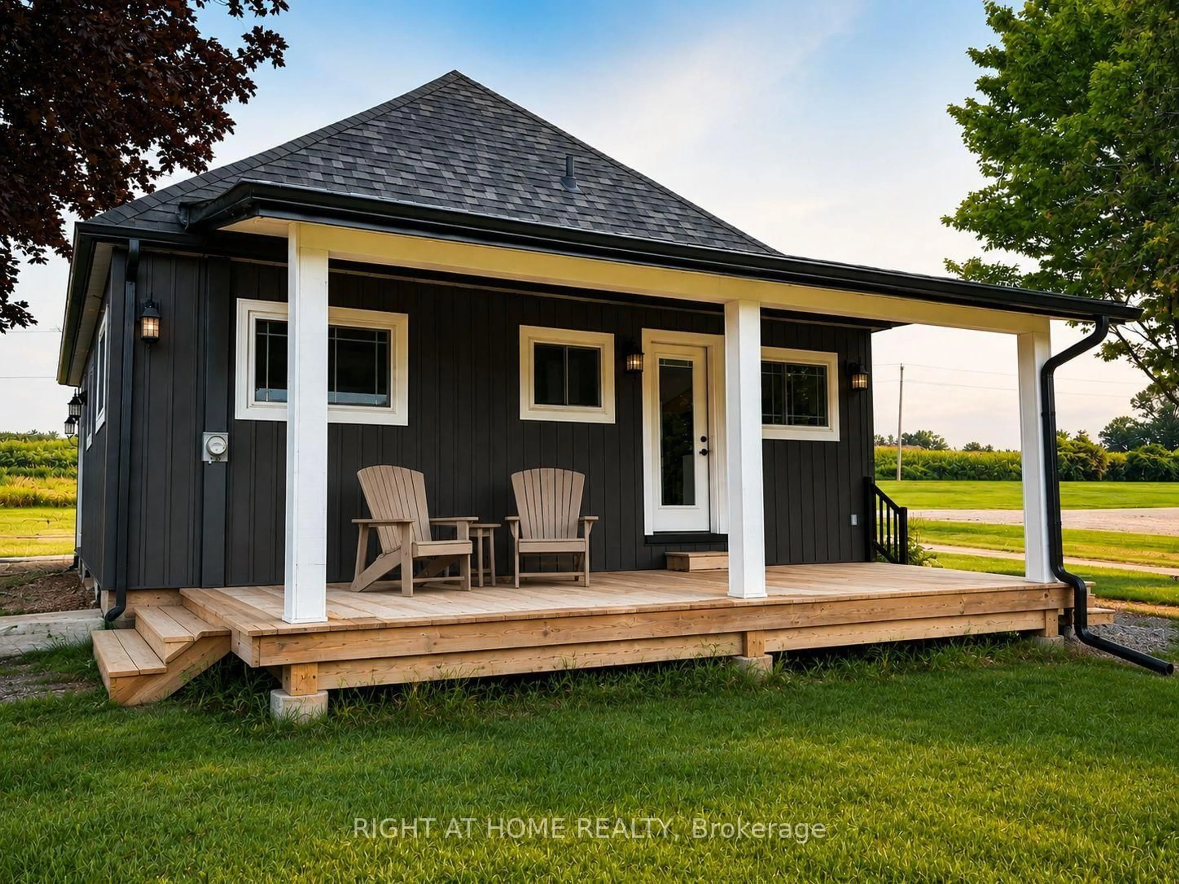 Home with vinyl exterior material, unknown for 8181A Cavan Rd, Hamilton Township Ontario K0K 2E0