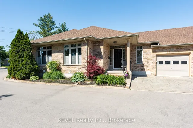 139 Glendale Ave #1, St. Catharines 2