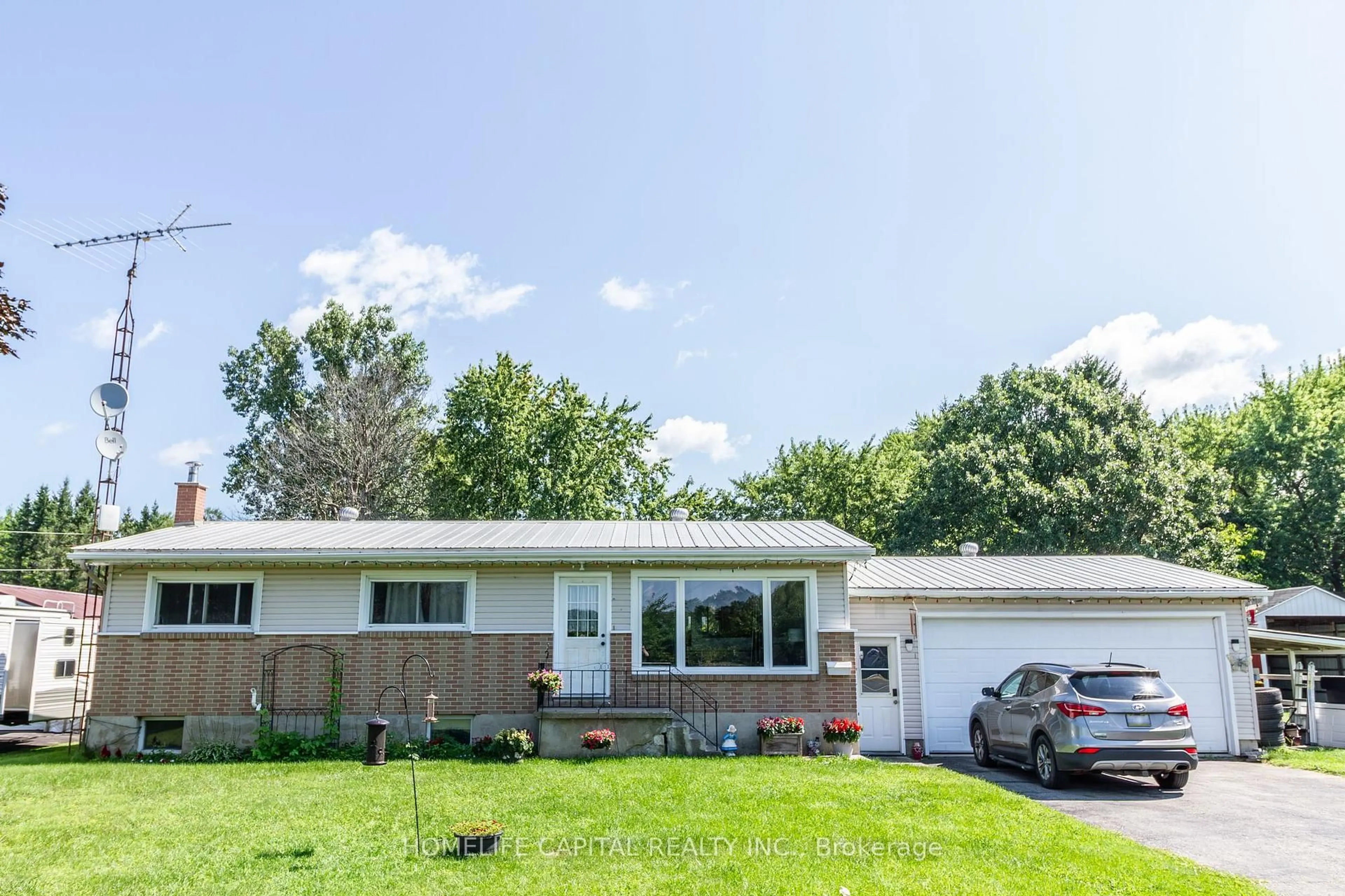 Home with vinyl exterior material, street for 8425 County Rd 15 Rd, Augusta Ontario K0G 1R0