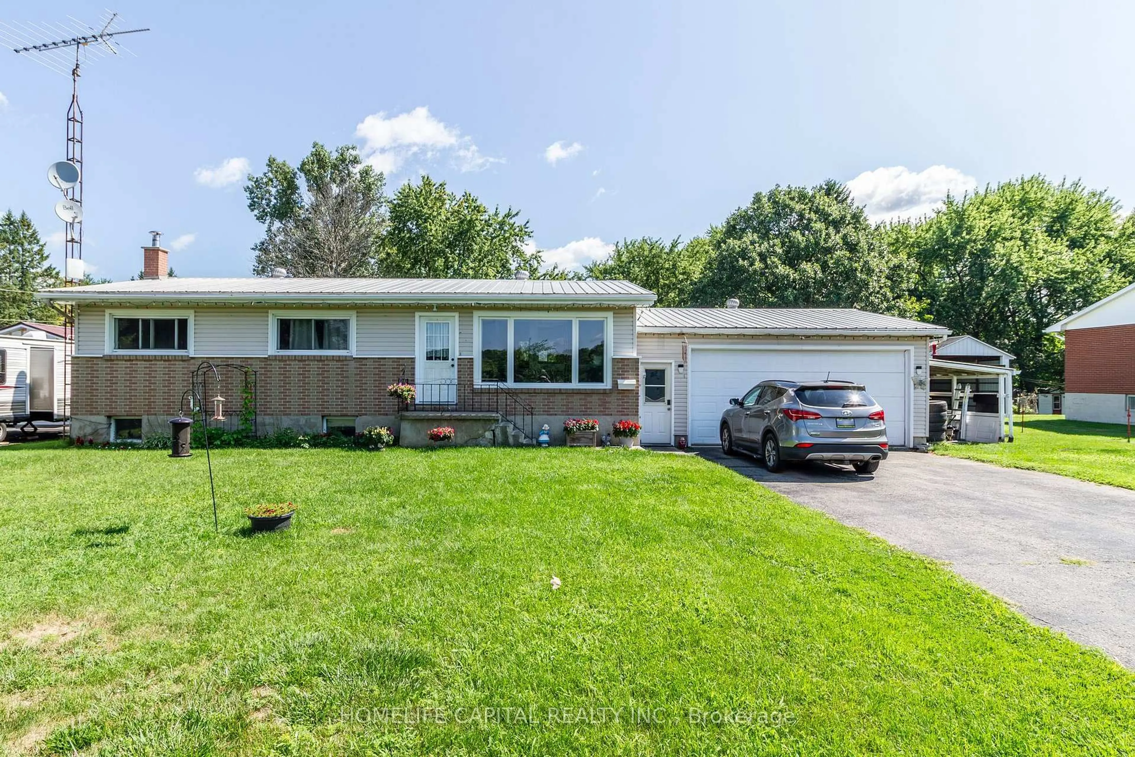 Home with vinyl exterior material, street for 8425 County Rd 15 Rd, Augusta Ontario K0G 1R0