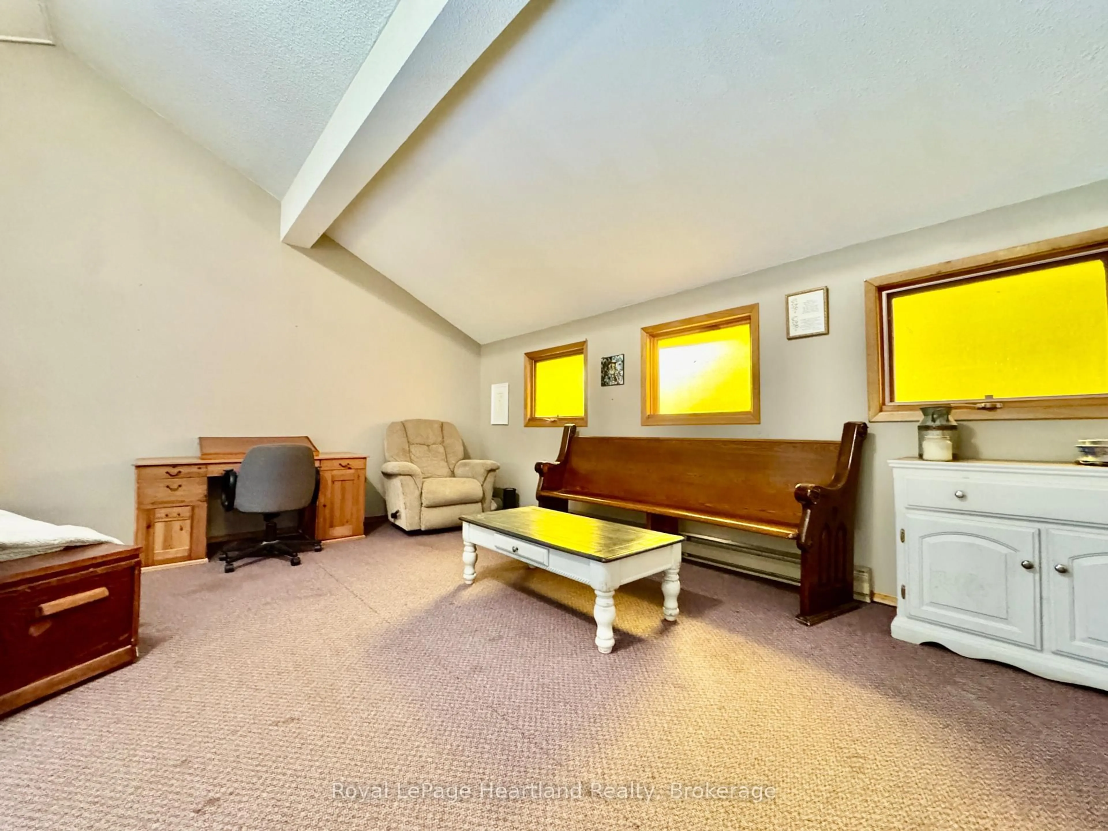 A pic of a room for 3080 Patrick St, Howick Ontario N0G 1V0
