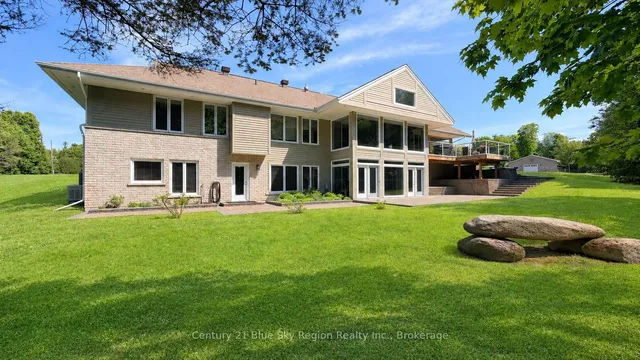 395 Carmichael Dr, North Bay 2