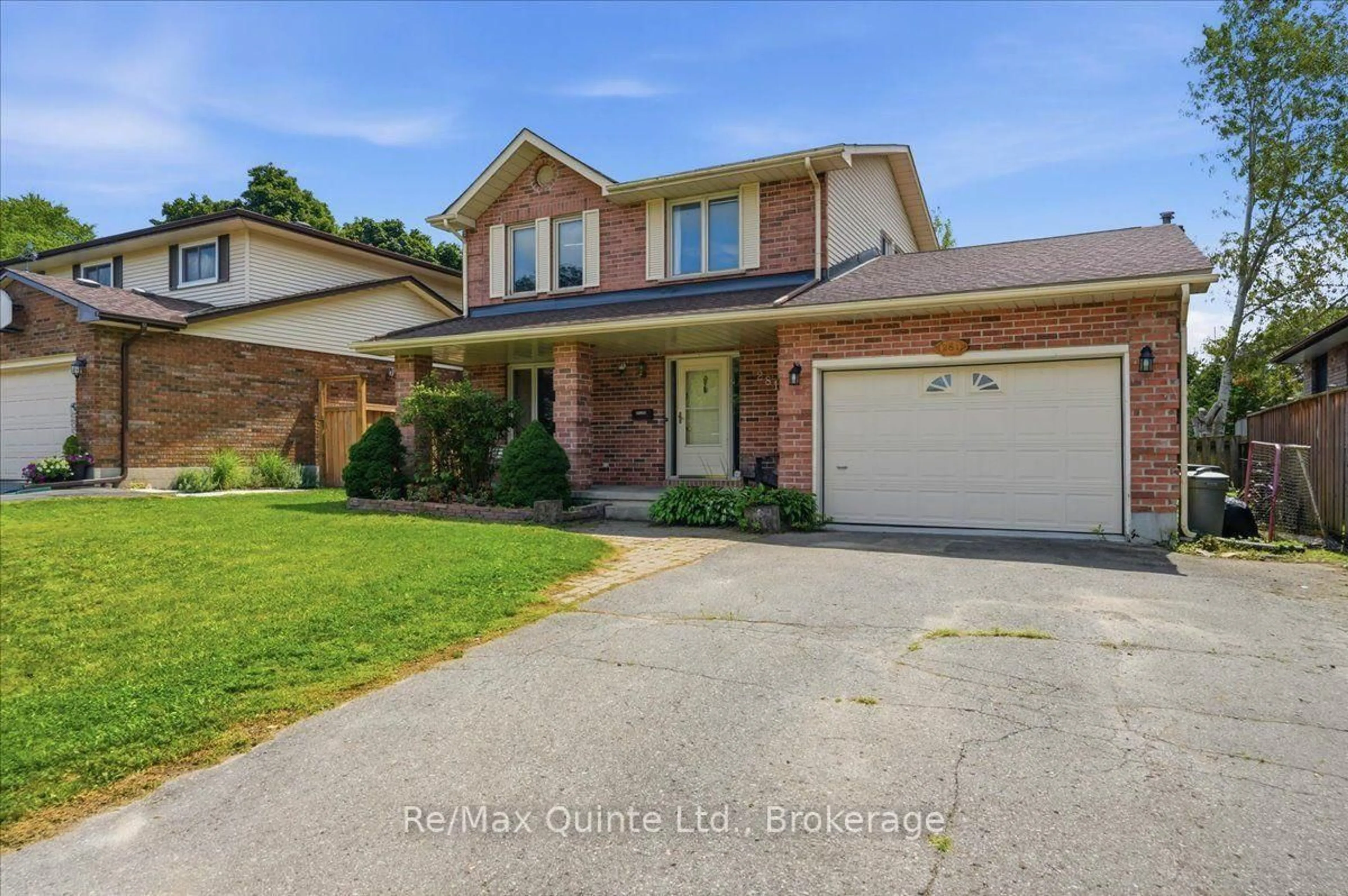 Home with brick exterior material, street for 281 College St, Belleville Ontario K8P 4Z6