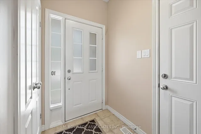 40 Dartmouth Gate #10, Hamilton 3