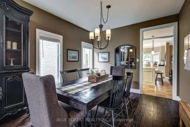 2058 WESTPOINT Hts, London South 2
