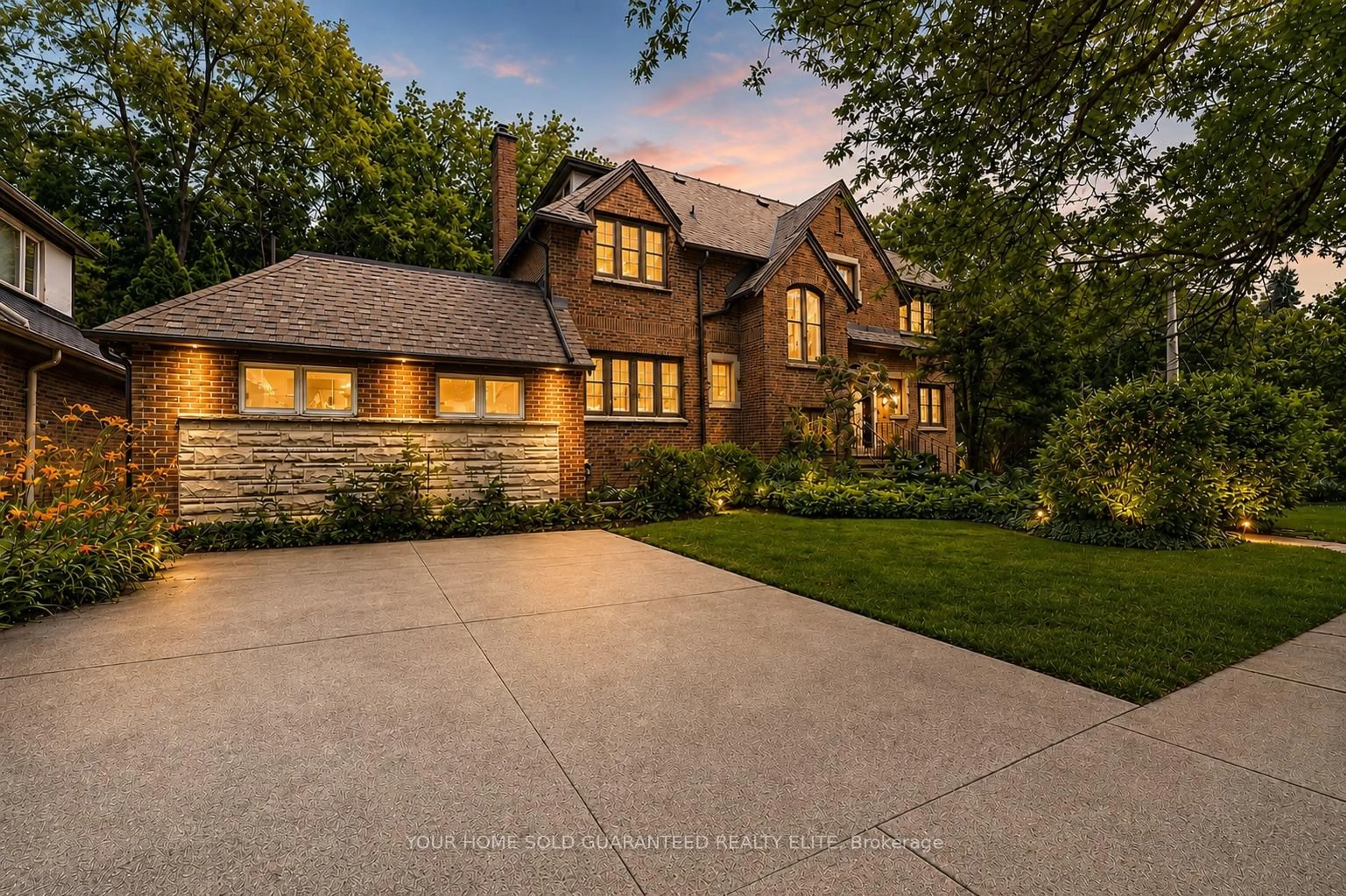 Home with brick exterior material, street for 4 Forsyth Ave, Hamilton Ontario L8S 4E1
