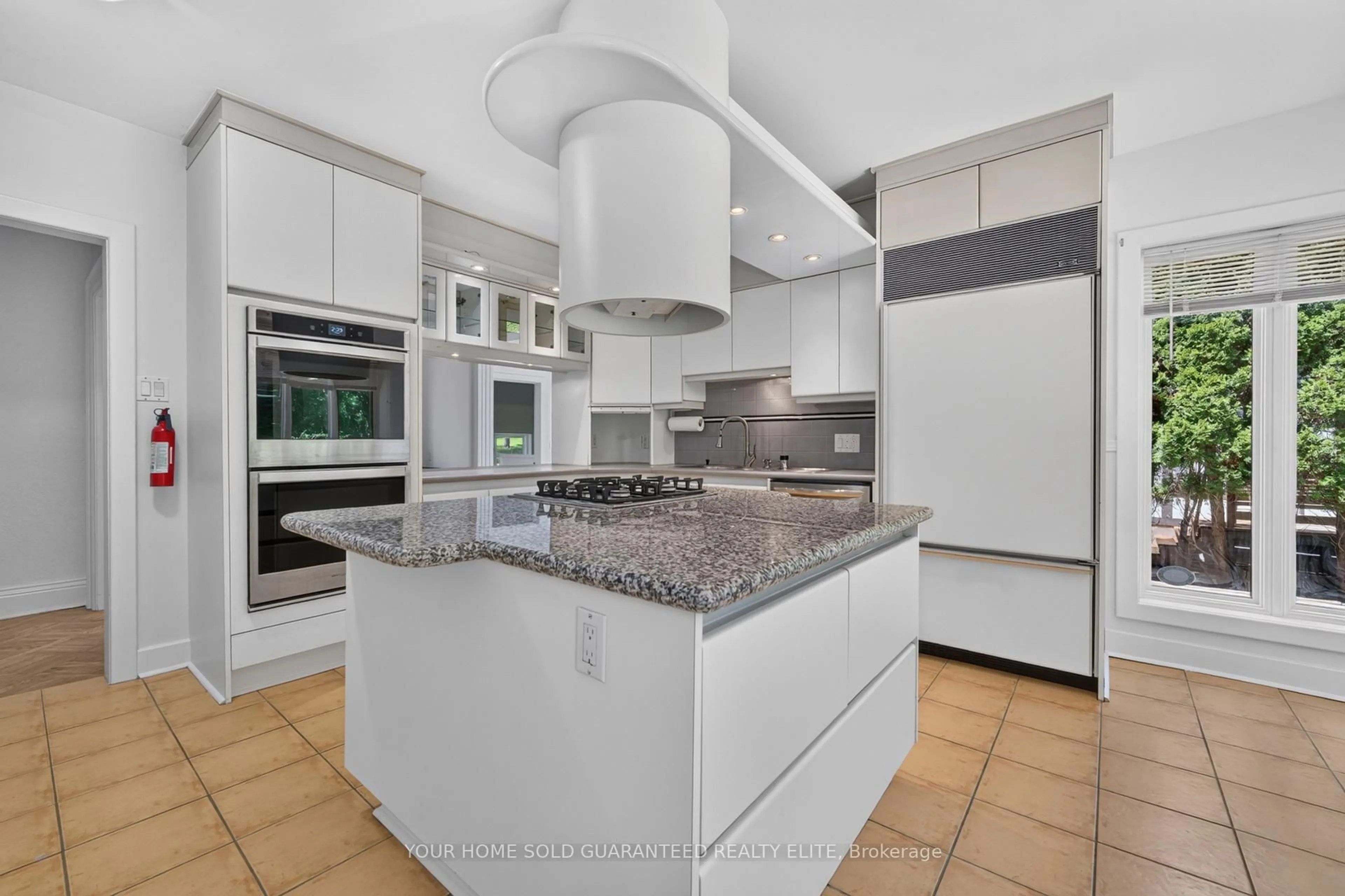 Contemporary kitchen, ceramic/tile floor for 4 Forsyth Ave, Hamilton Ontario L8S 4E1