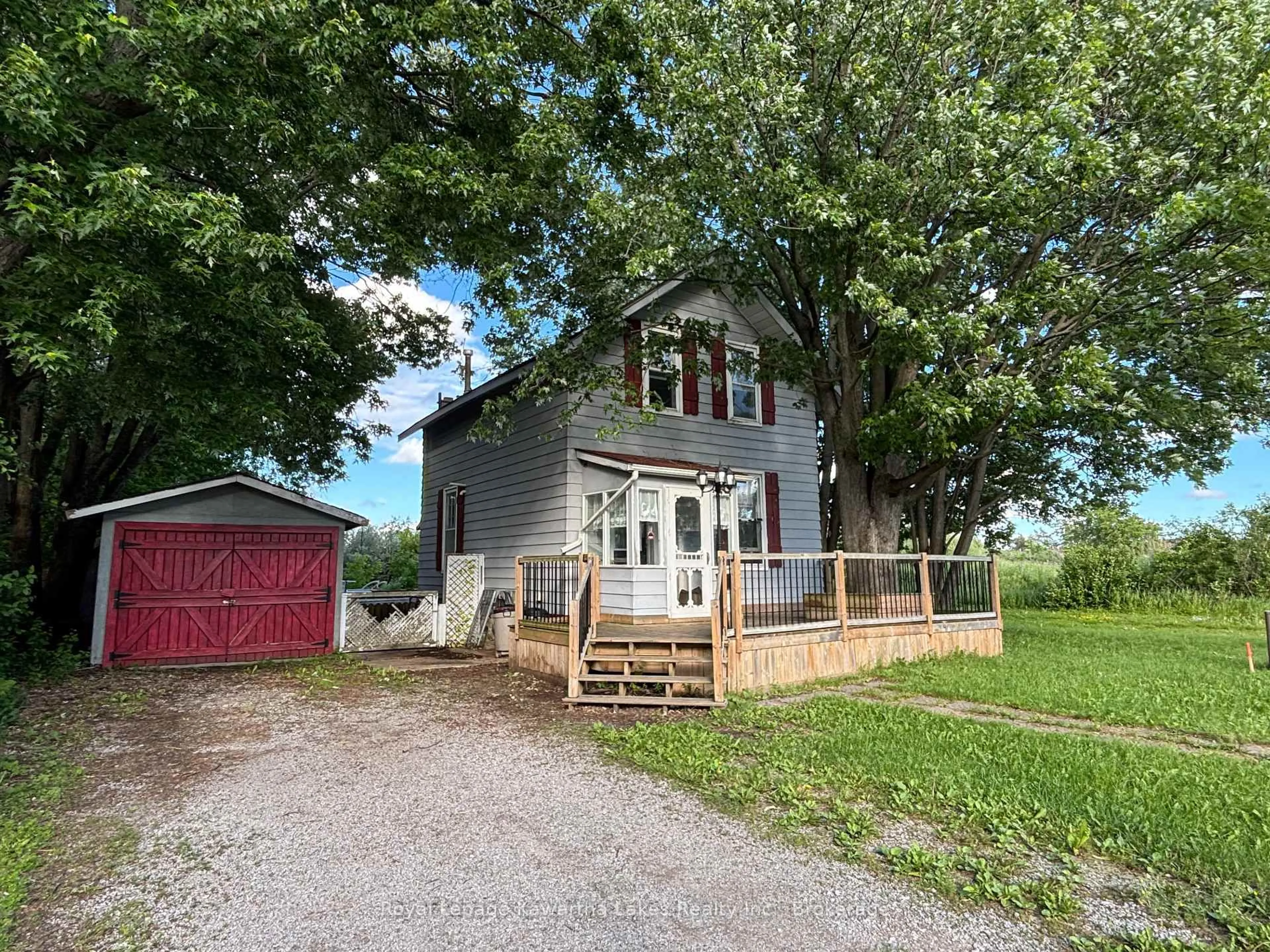 A pic from outside/outdoor area/front of a property/back of a property/a pic from drone, unknown for 80 Albert St, Kawartha Lakes Ontario K9V 3H4