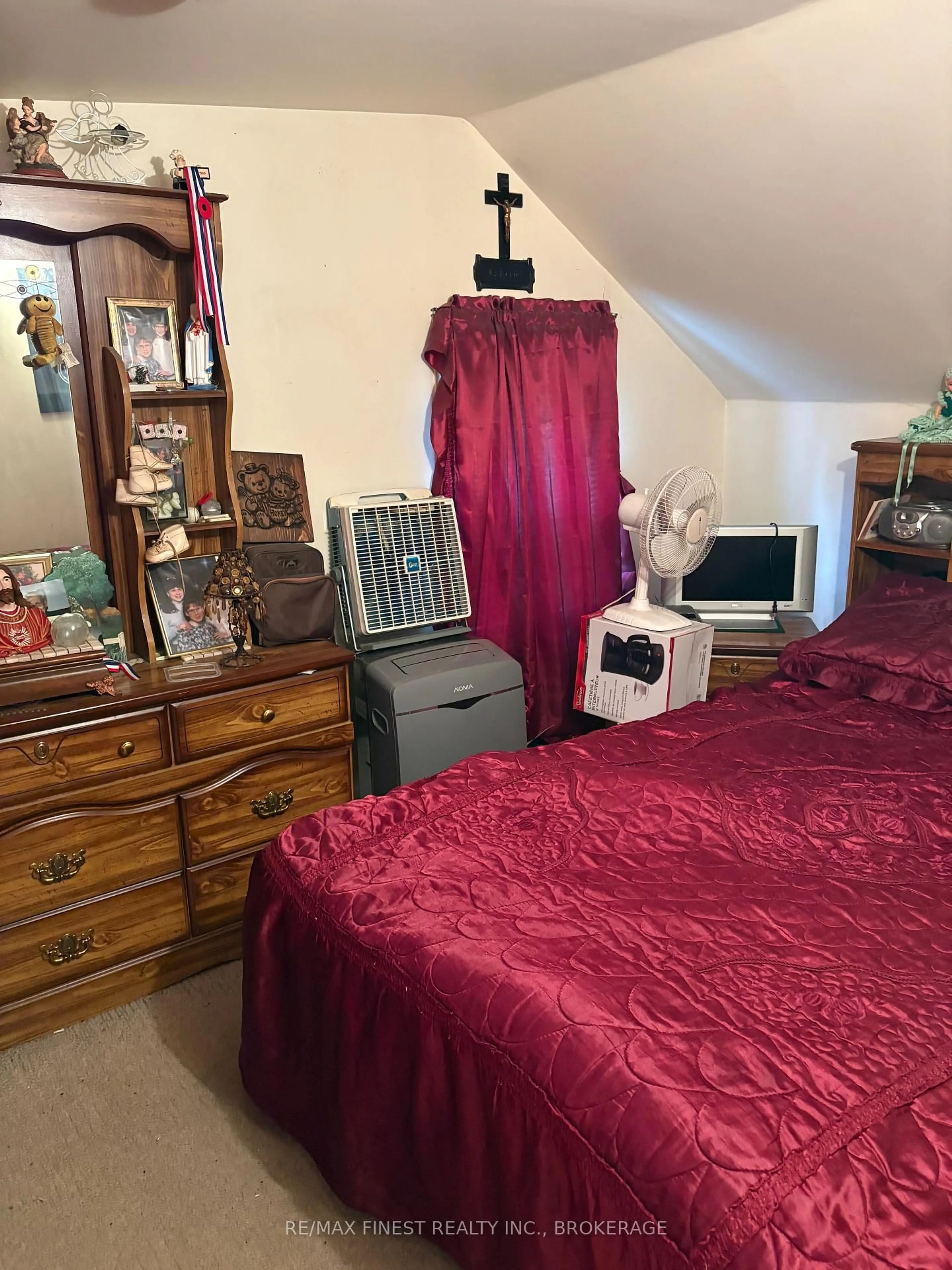 A pic of a room for 226 Danis Ave, Cornwall Ontario K6H 5E7