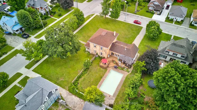 638 Havelock St, Huron-Kinloss 5