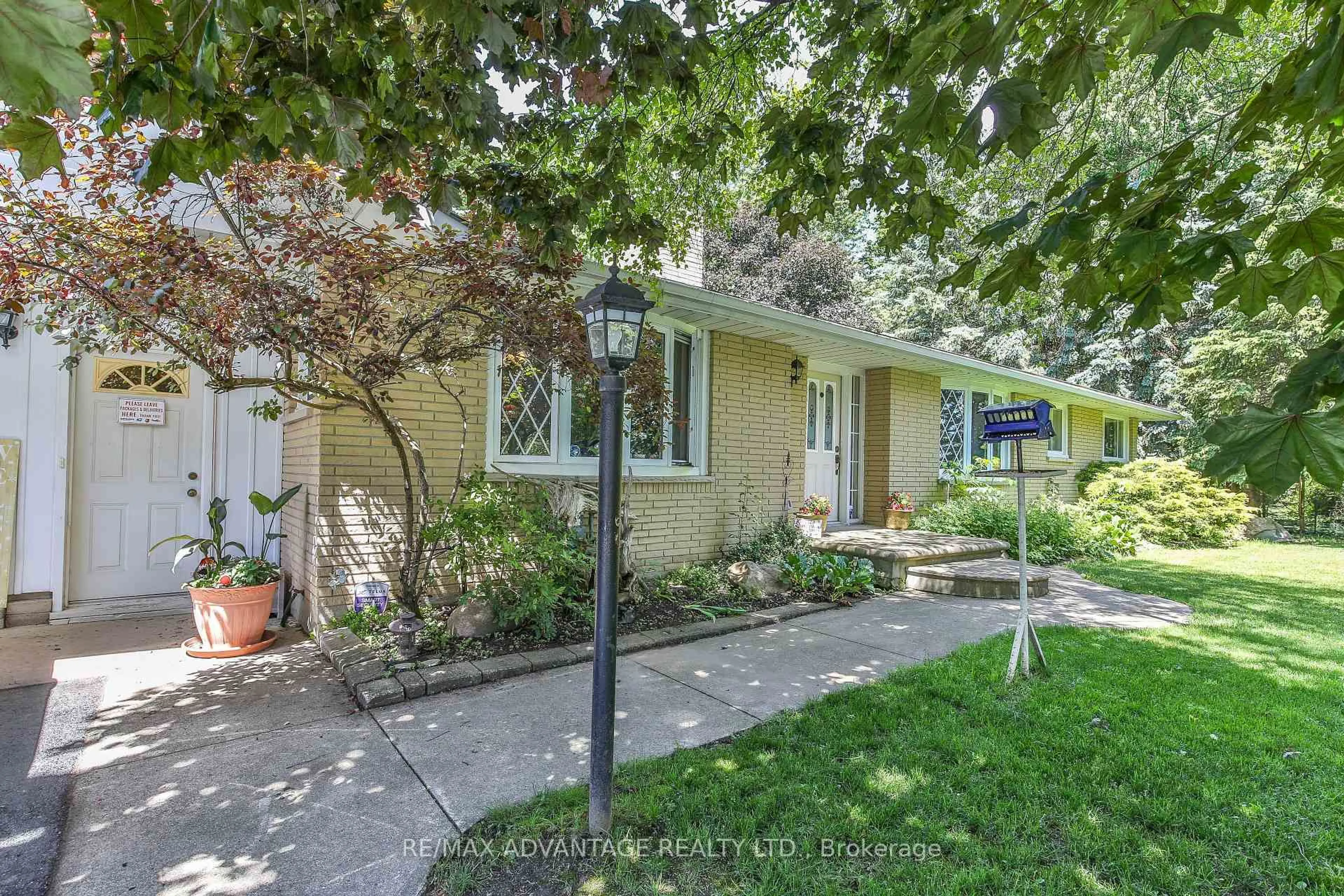 Unknown for 23617 Wellburn Rd, Thames Centre Ontario N4X 1C6