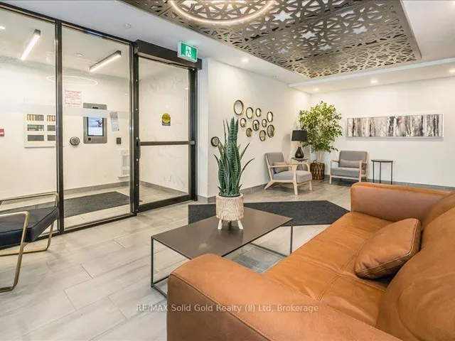 104 Garment St #16, Kitchener 5