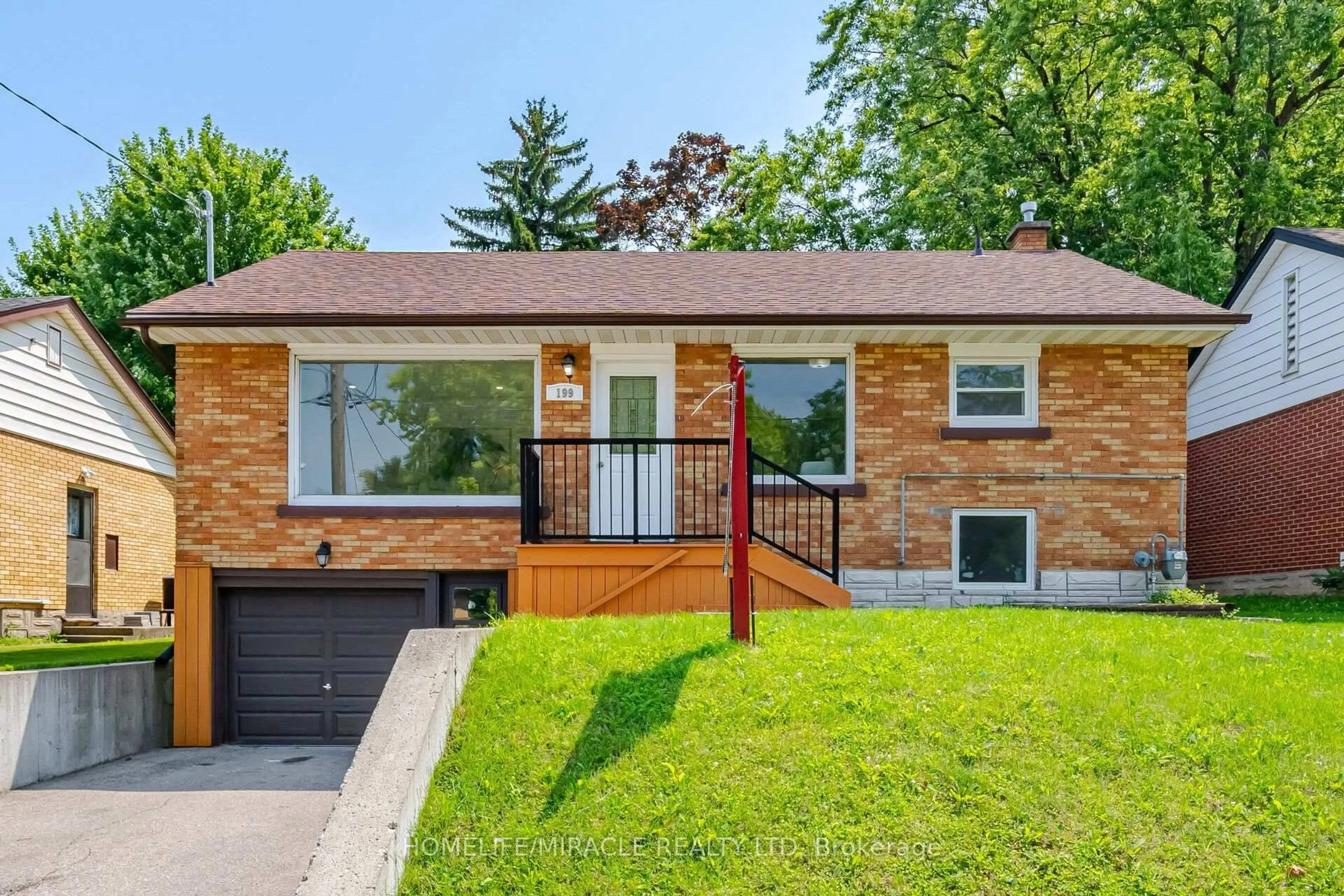 Home with brick exterior material, street for 199 Allen St, Waterloo Ontario N2J 1J9