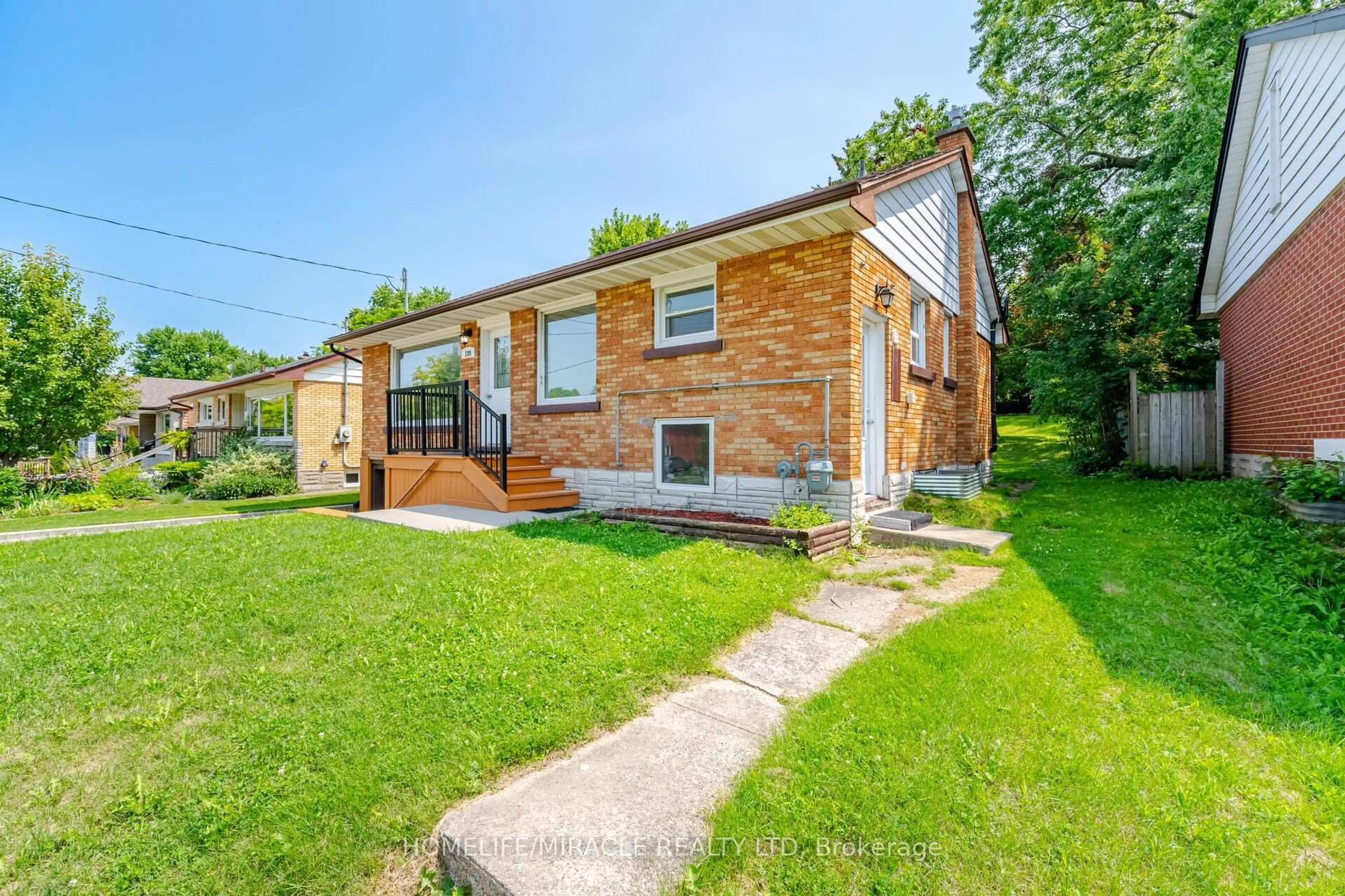 Unknown for 199 Allen St, Waterloo Ontario N2J 1J9