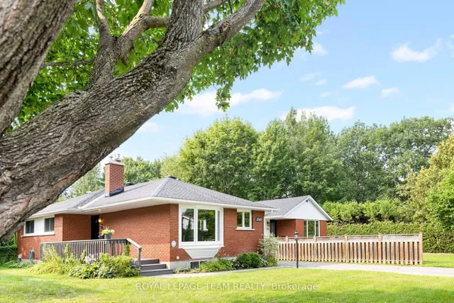 2349 Edwin Cres, Ottawa 3