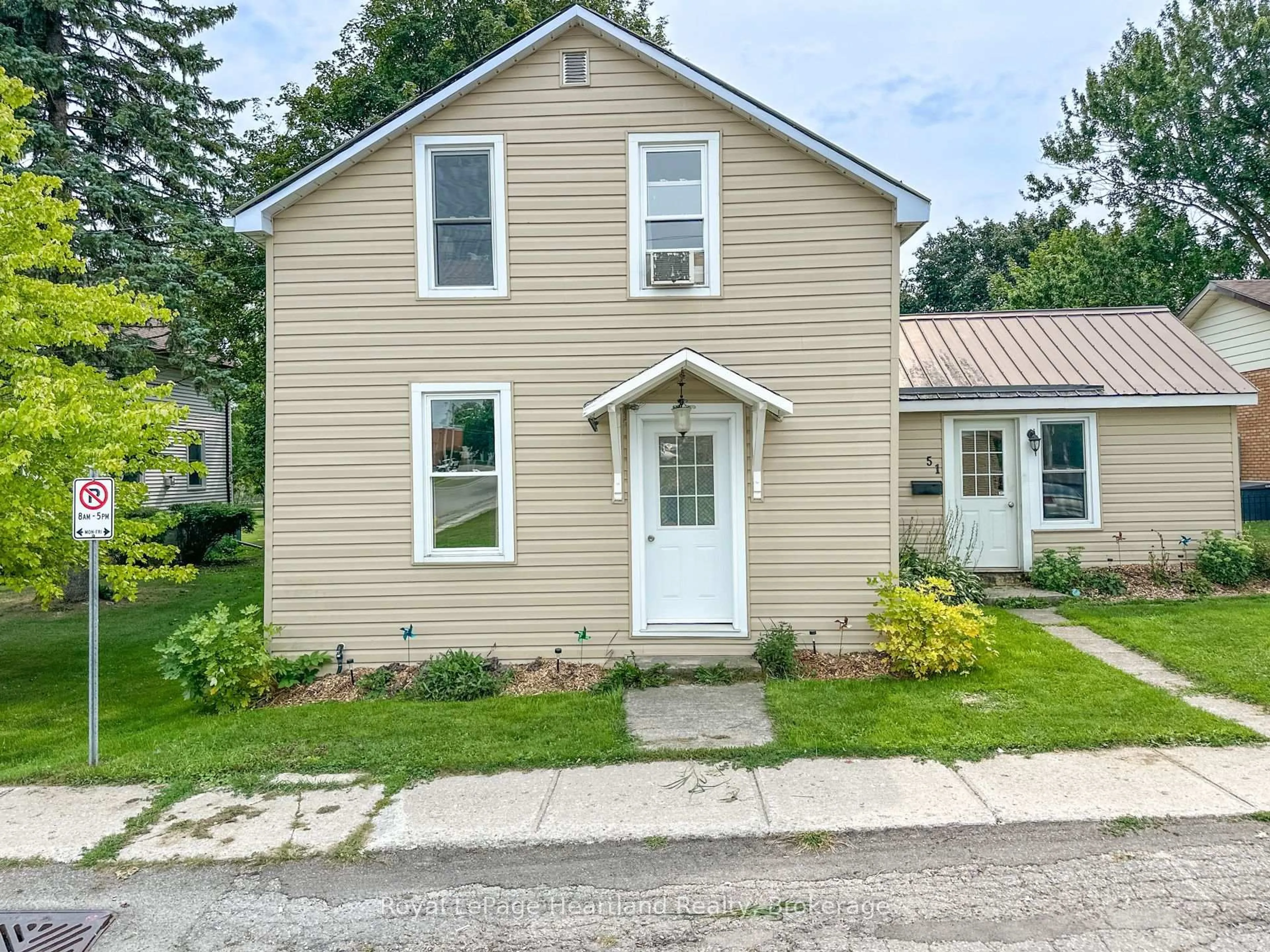 Home with vinyl exterior material, street for 51 Side St, Huron East Ontario N0K 1W0