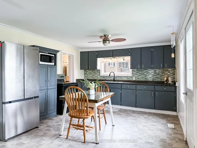 51 Side St, Huron East 5