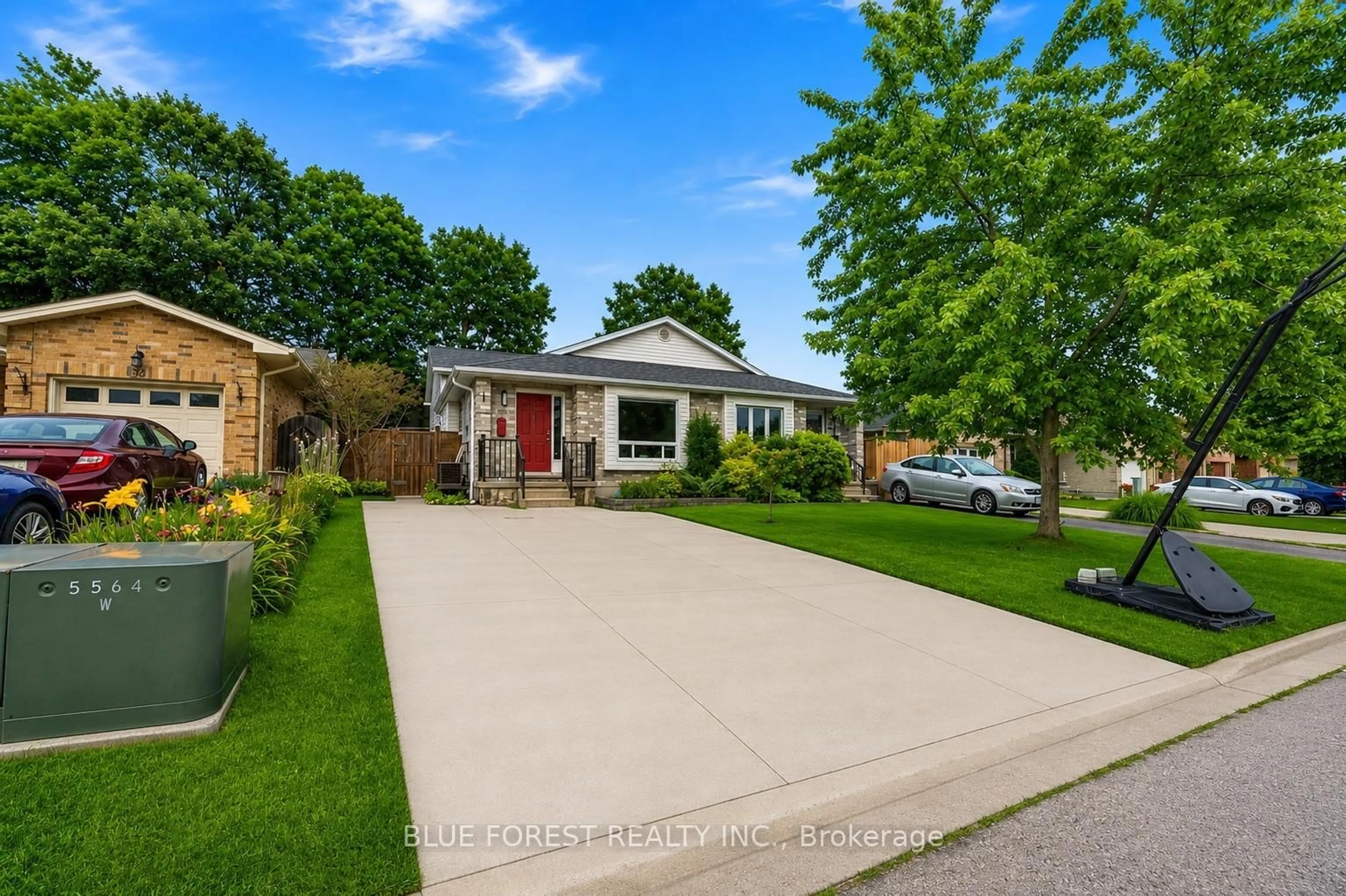 Unknown for 38 Folkstone Crt, London East Ontario N5V 4Y3