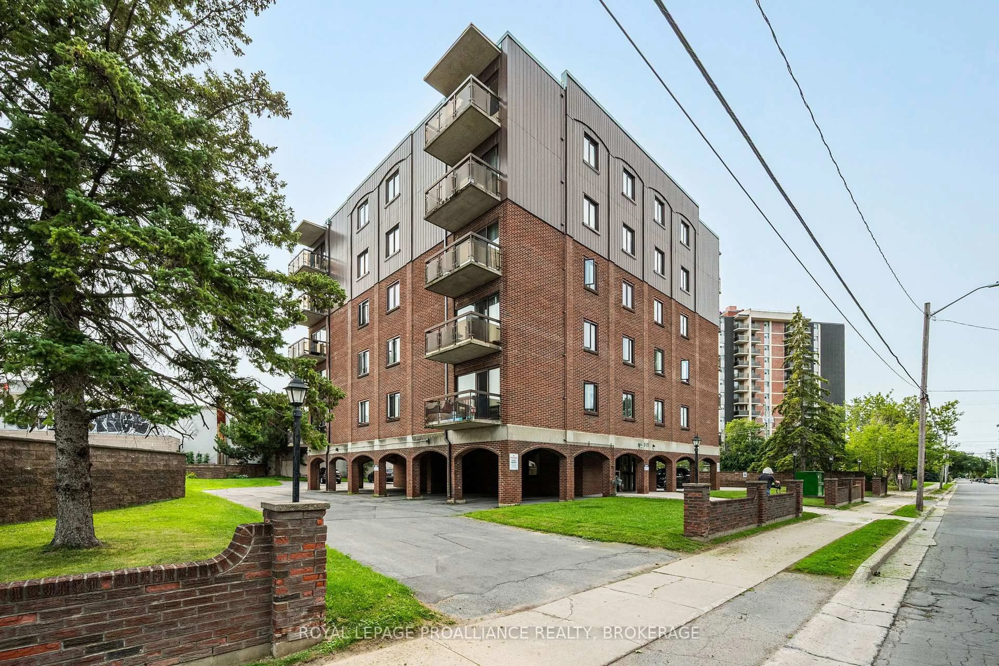 Home with brick exterior material, building for 315 Regent St #201, Kingston Ontario K7L 4K7