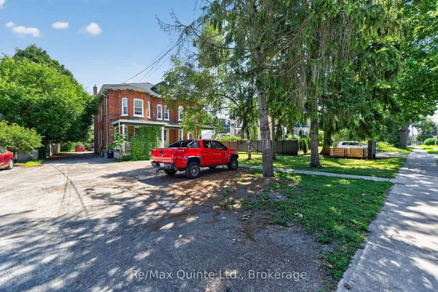 205 Charles St, Belleville 3